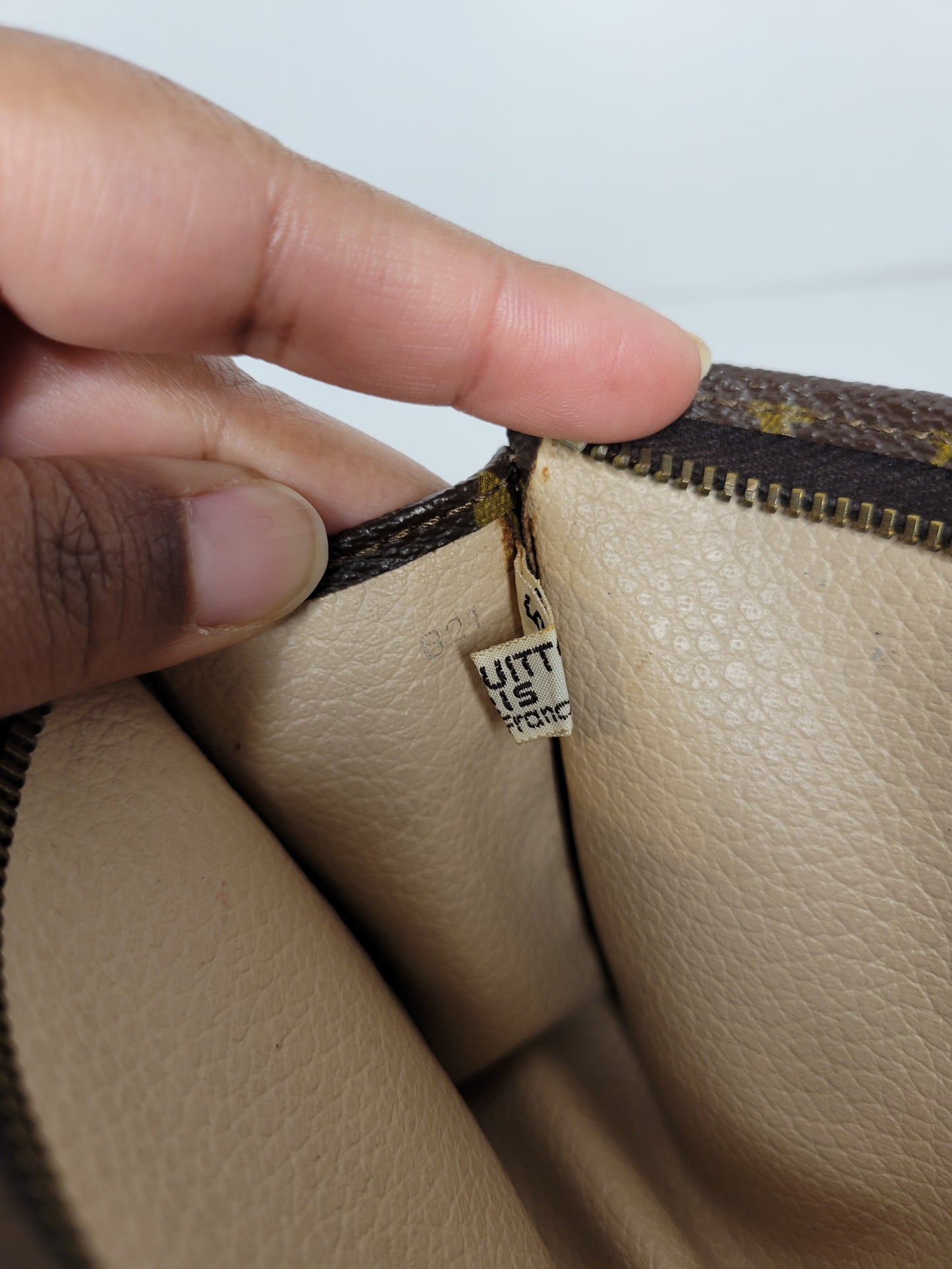 Louis Vuitton Monogram Vintage Toiletry 15 821