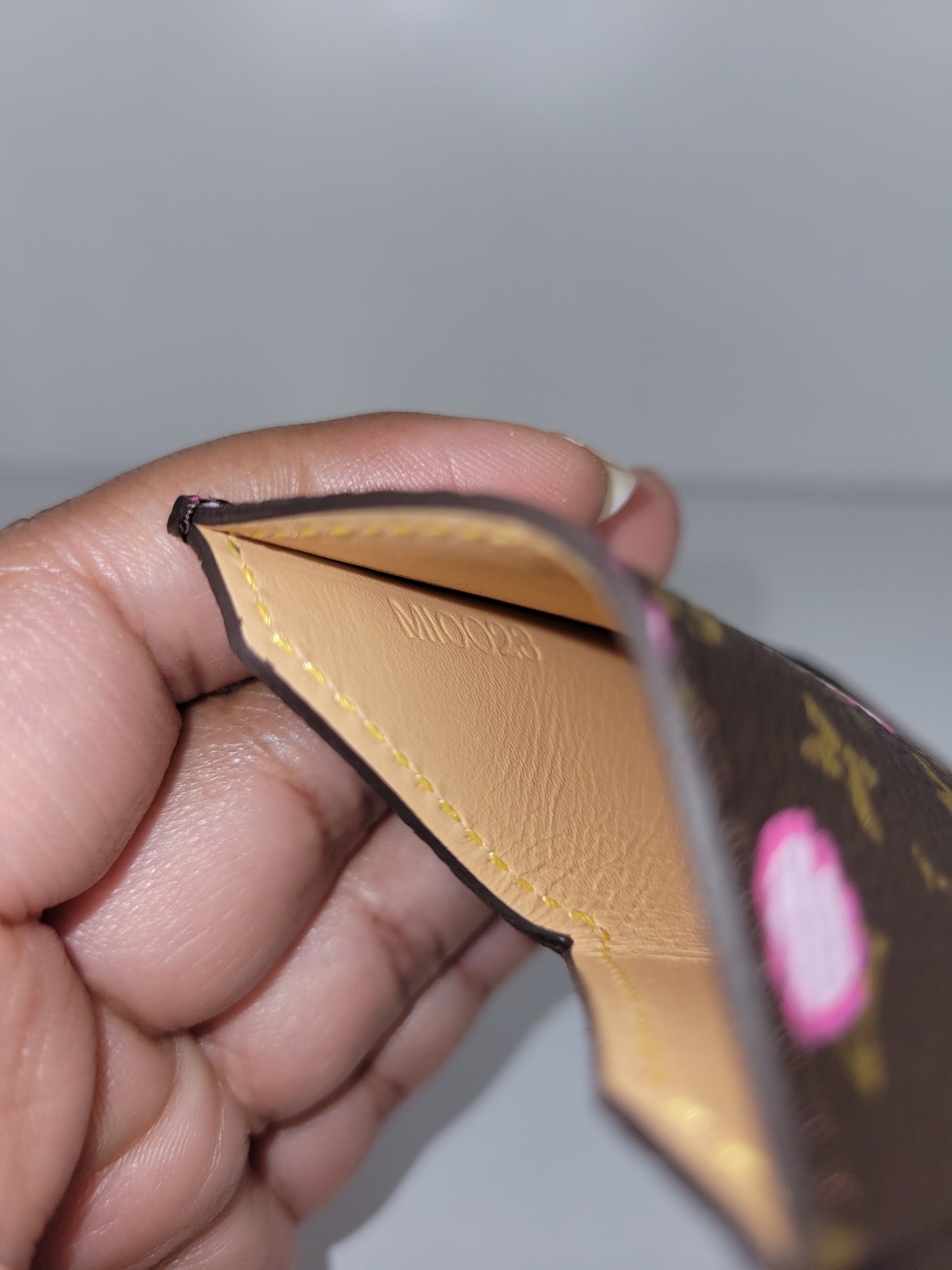 Louis Vuitton Monogram Cherry Blossom Mirror / Cardholder MI0023