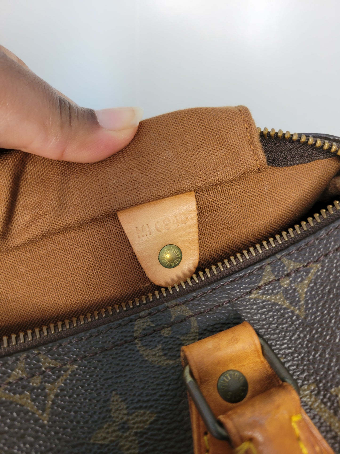 Louis Vuitton Monogram Vintage Speedy 25 MI0940