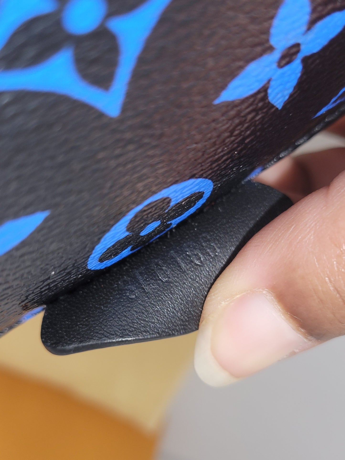 Louis Vuitton Bleu Digital Mini Pochette SF0166