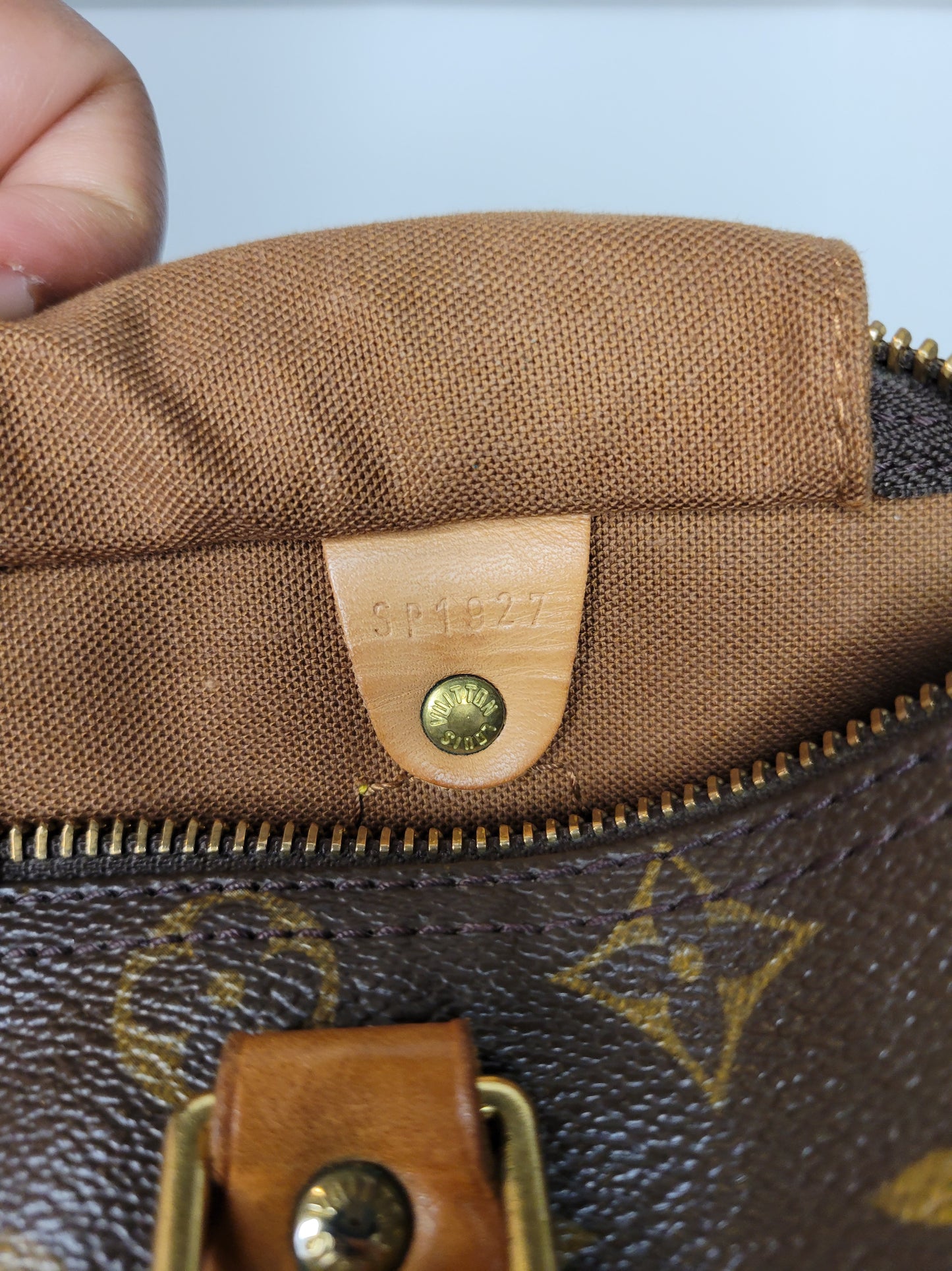 (Reserved) Louis Vuitton Monogram Vintage Speedy 25 SP1927