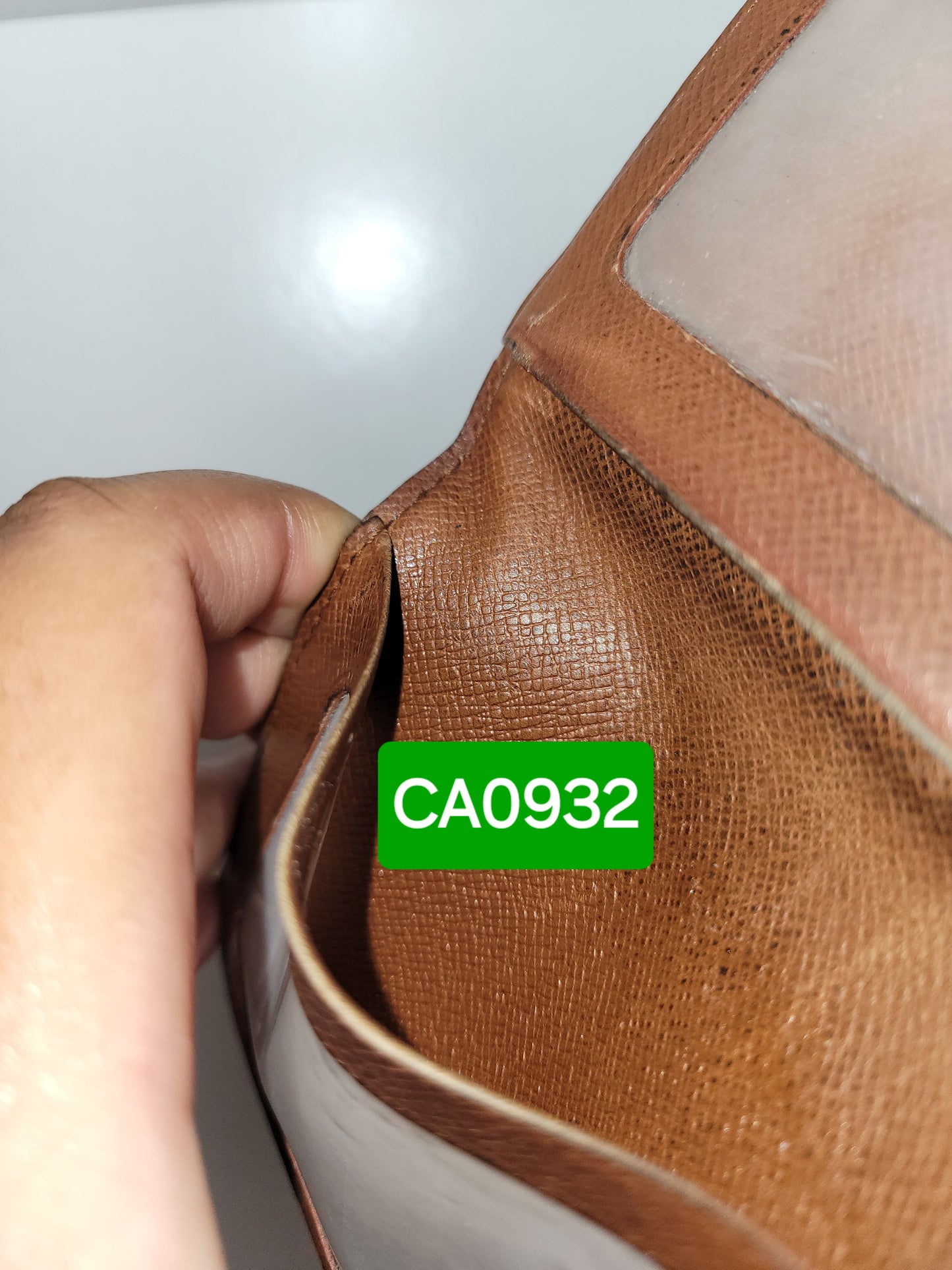 Louis Vuitton Porte 2 Cartes Vertical Card Holder CA0932