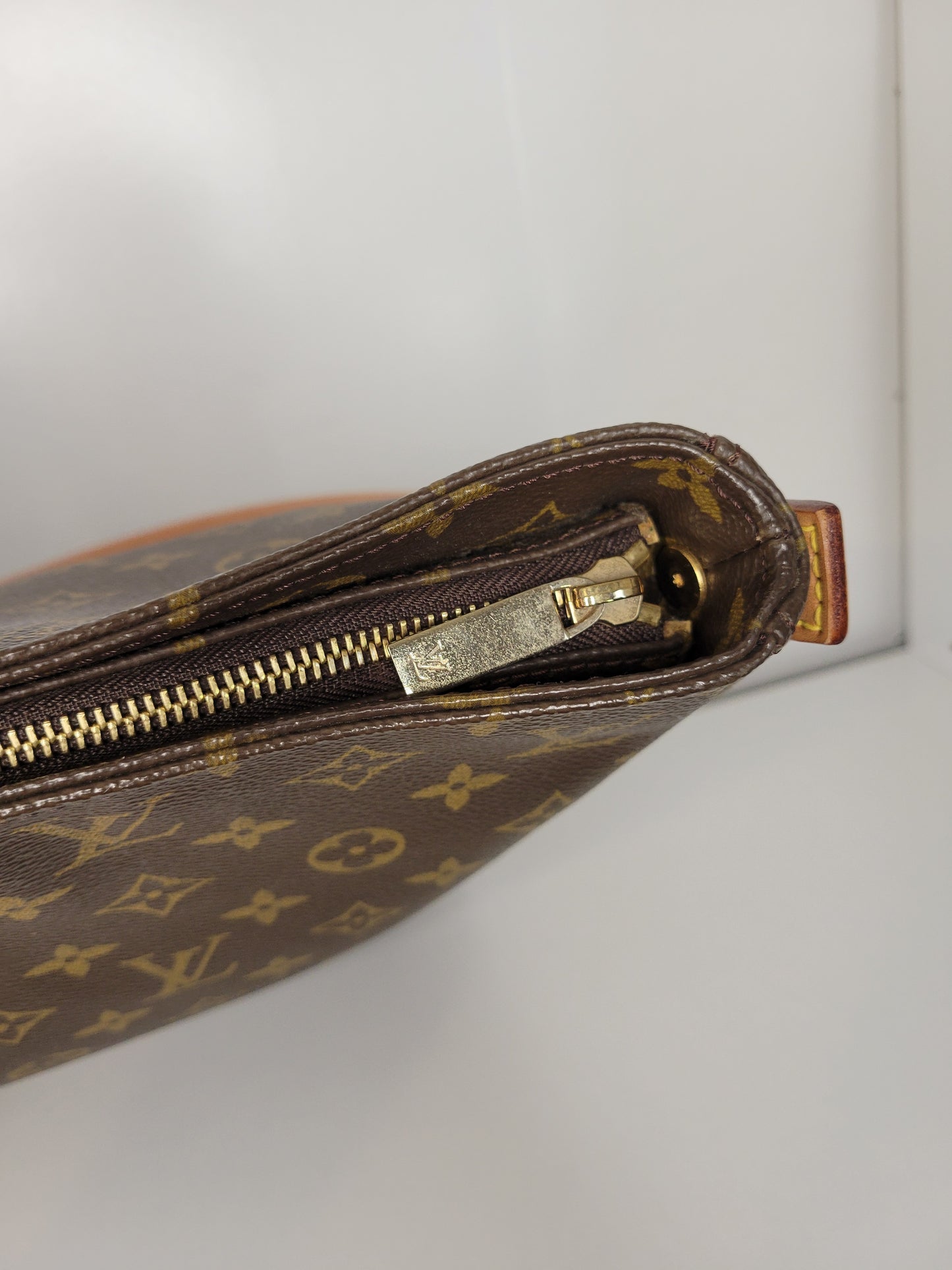 Louis Vuitton Monogram Looping GM
