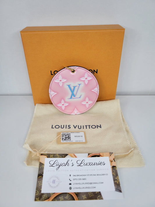 Louis Vuitton Valentine's Day Illustre Bag Charm and Key Holder