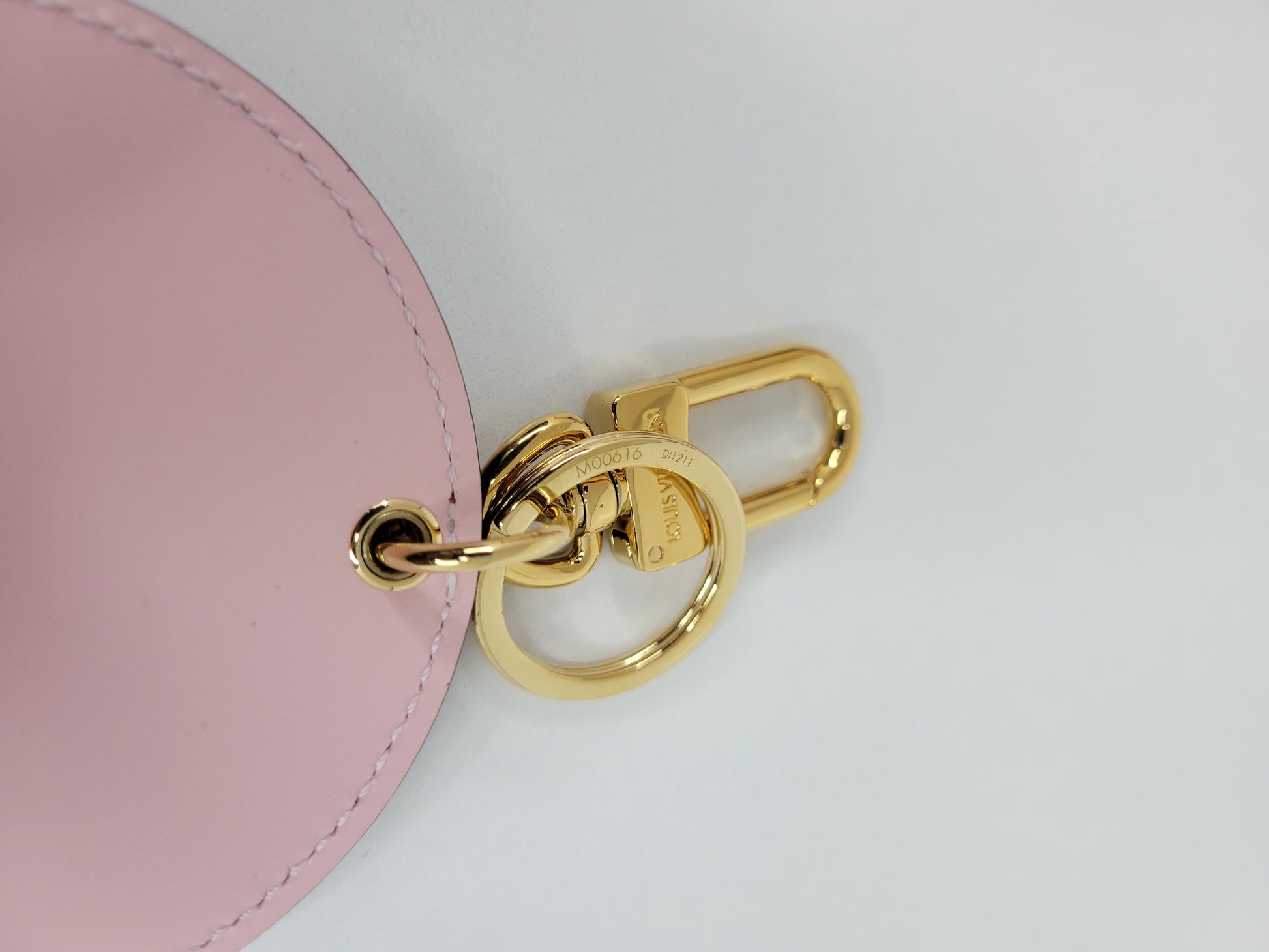 Louis Vuitton Illustre Bag Charm and Key Holder Monogram White