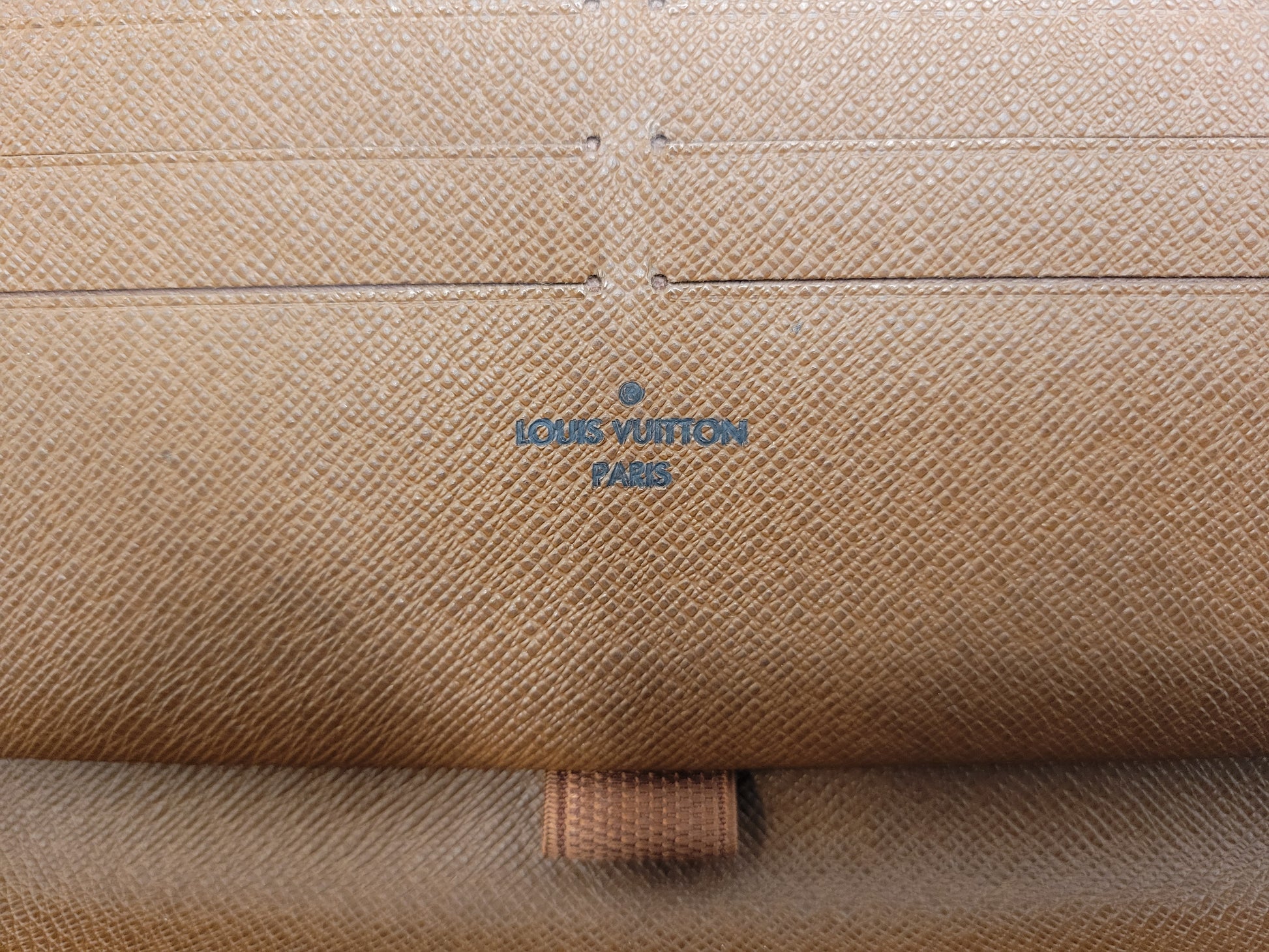 Louis Vuitton Monogram Zippy Organizer Wallet - Ann's Fabulous