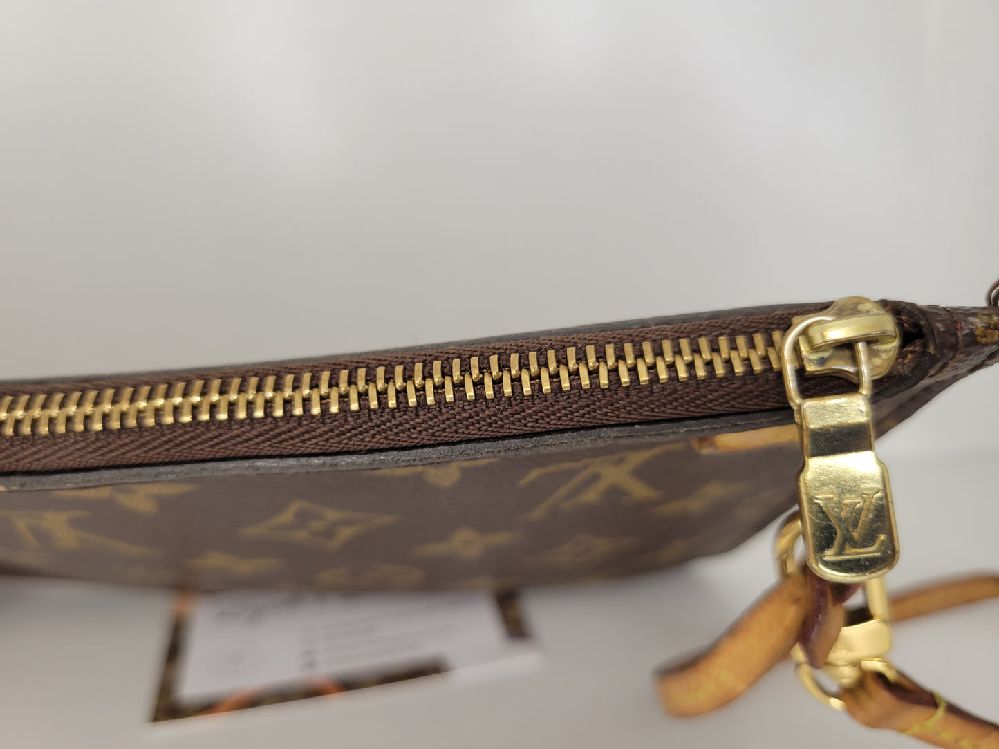 Louis Vuitton Monogram Neverfull Pochette MM/GM – Liyah's Luxuries
