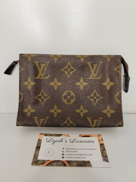 Louis Vuitton Monogram Vintage Toiletry 15 821