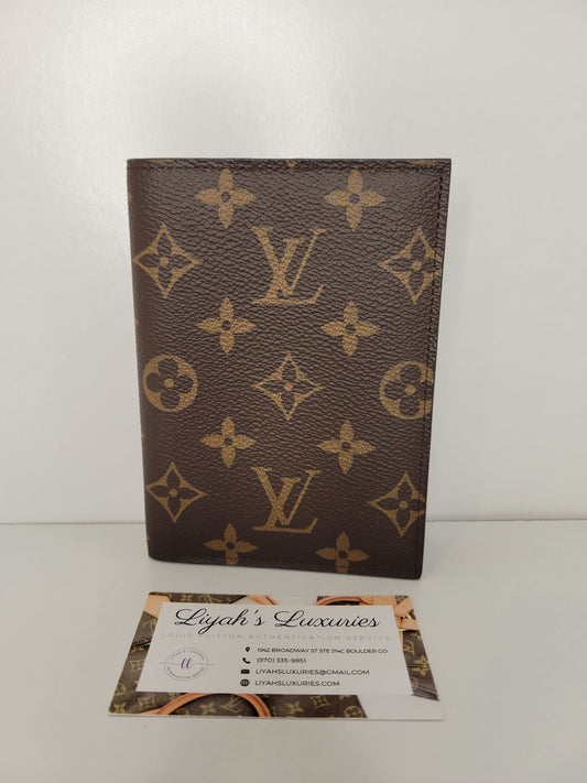 Louis Vuitton Monogram Passport Cover MB4178