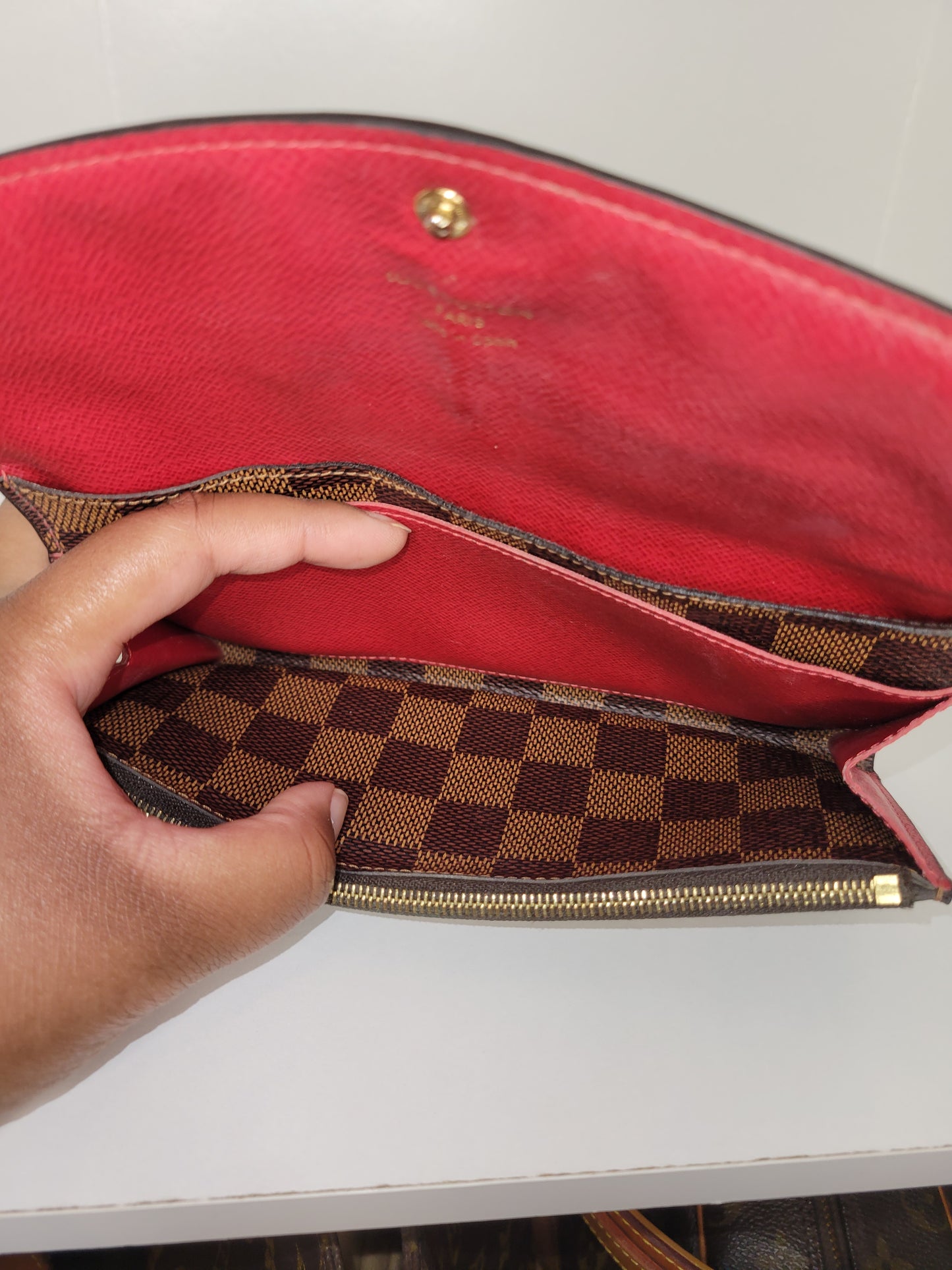 Louis Vuitton Damier Ebene Emilie Wallet CA3185