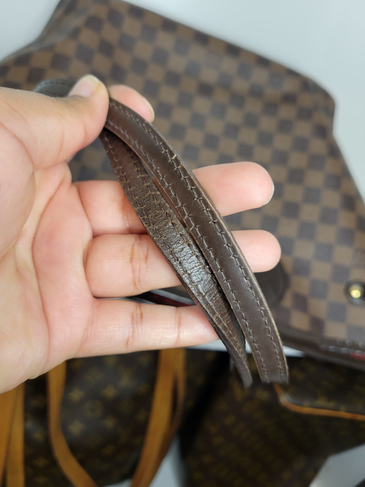 Louis Vuitton Damier Ebene Neverfull Tote MM AR0140