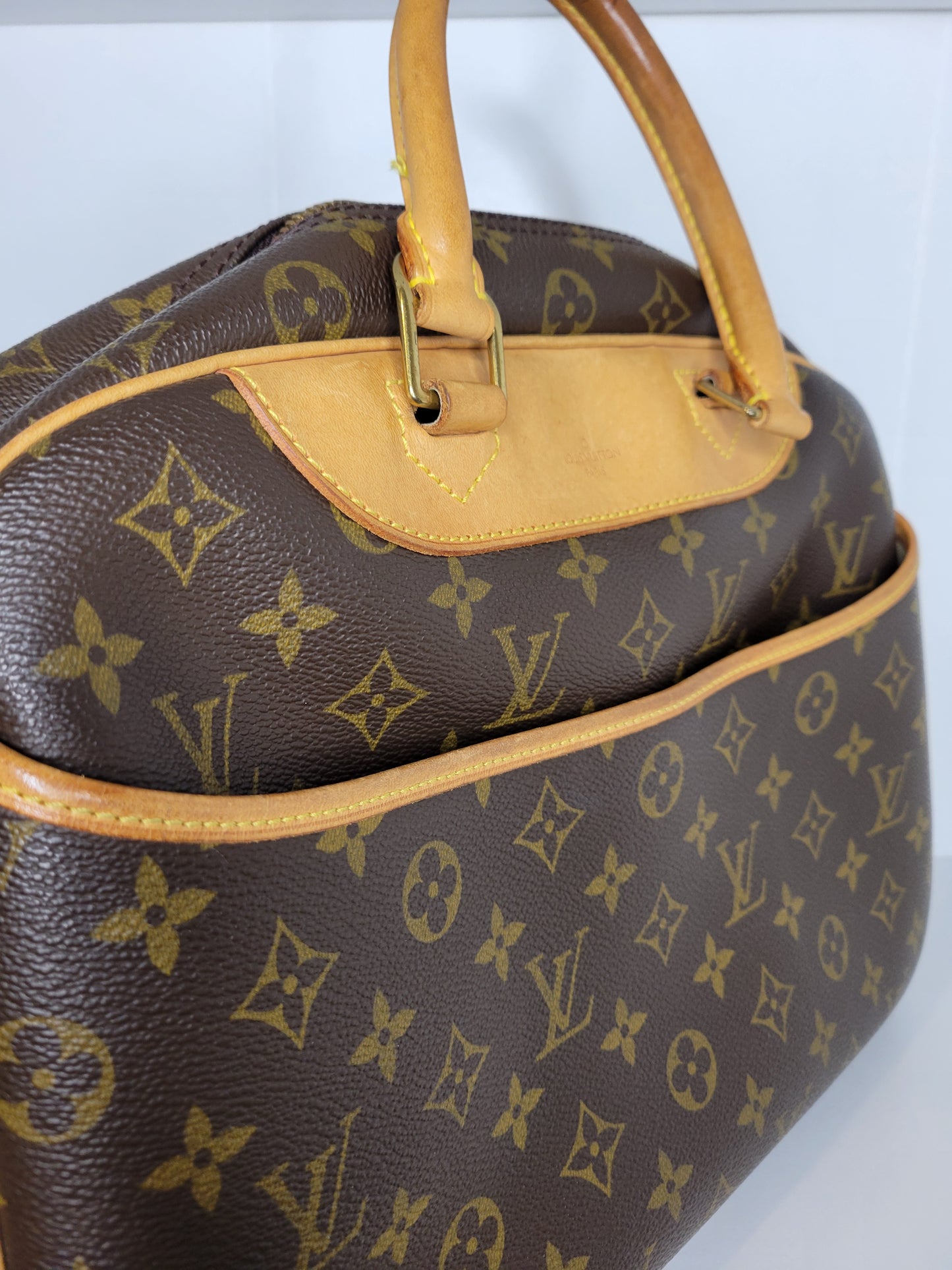 Louis Vuitton Monogram Deauville Handbag VI1908