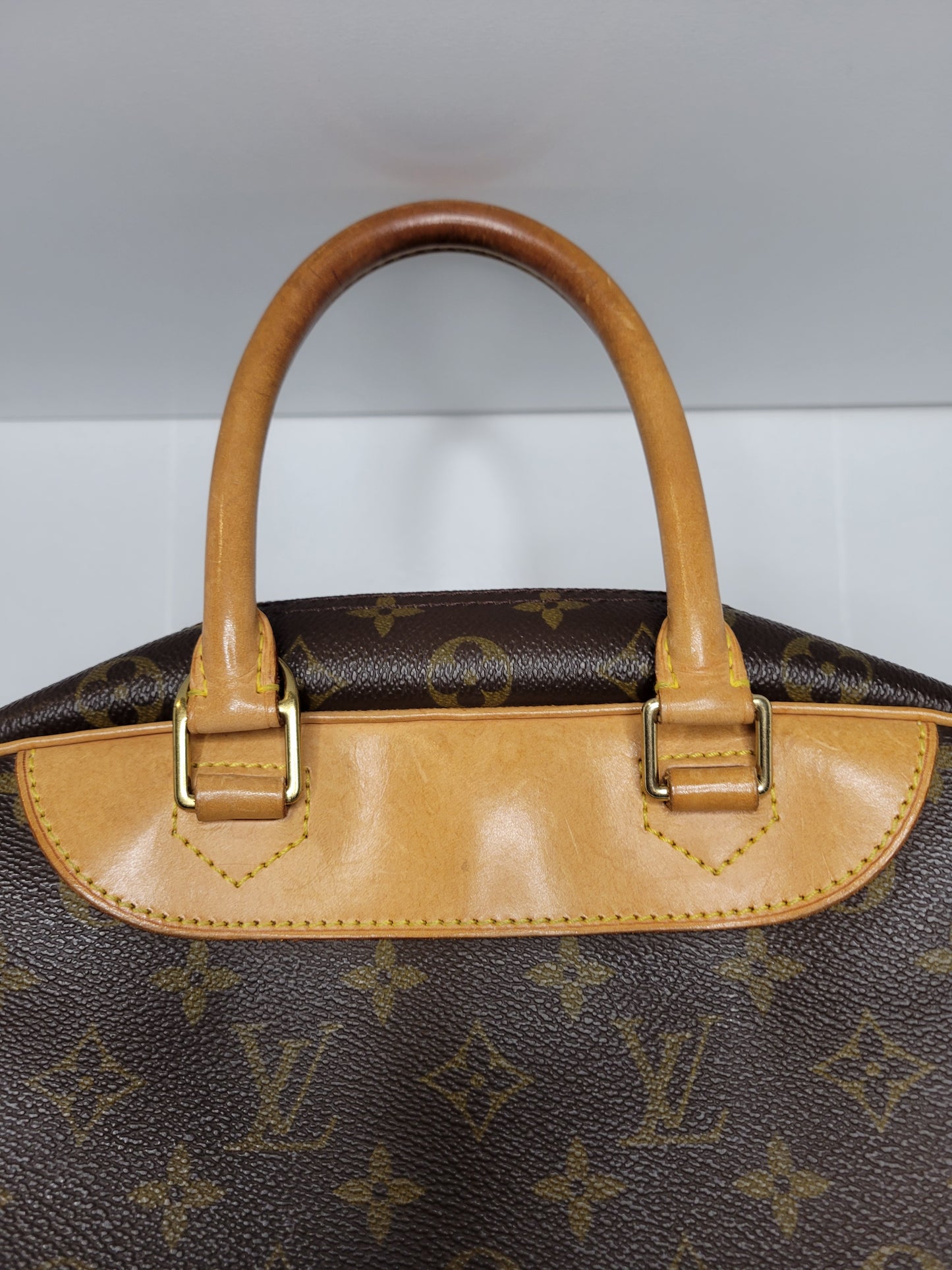 Louis Vuitton Monogram Deauville Handbag VI1908