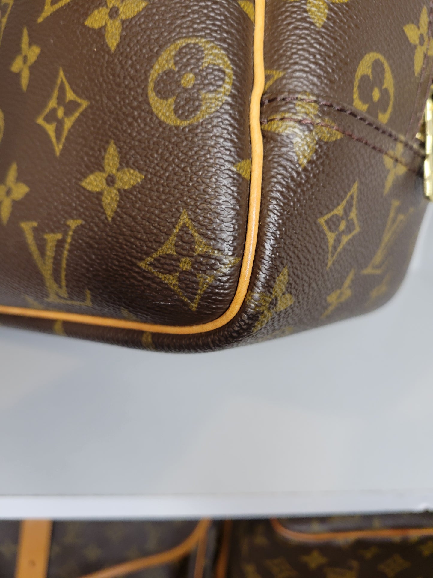 Louis Vuitton Monogram Deauville Handbag VI1908