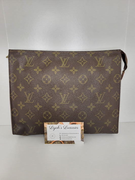 Louis Vuitton Monogram Toiletry 26 852