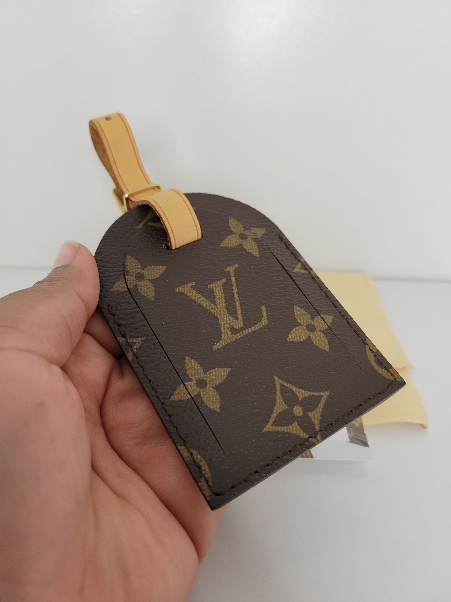 Louis Vuitton Iconoclast Monogram Extra Large Luggage Tag