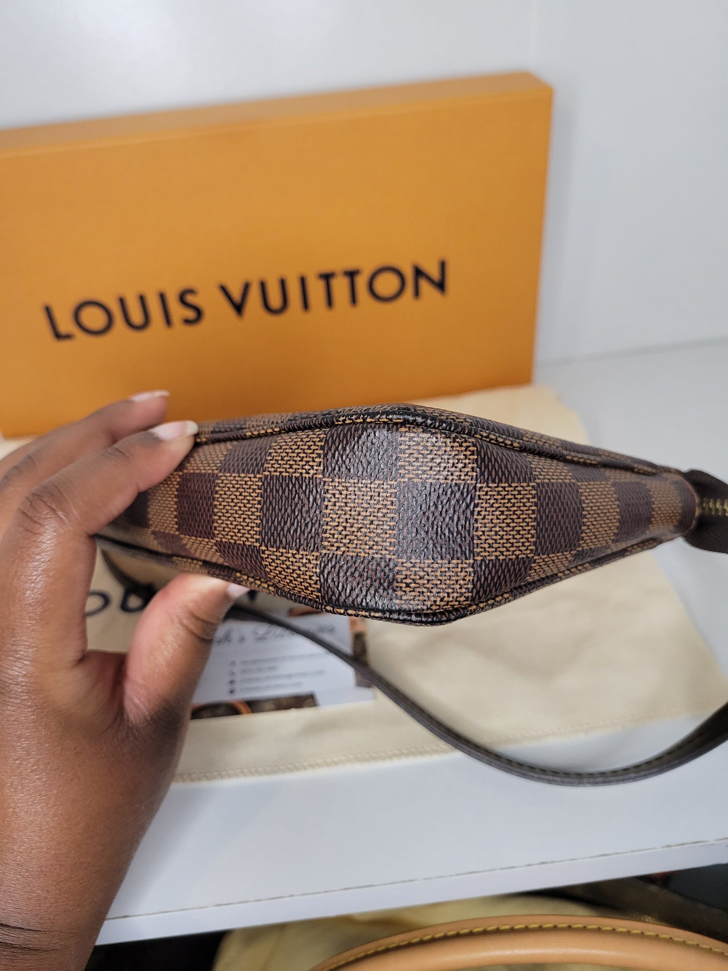 Louis Vuitton Damier Ebene Pochette Accessoires NM MB1147