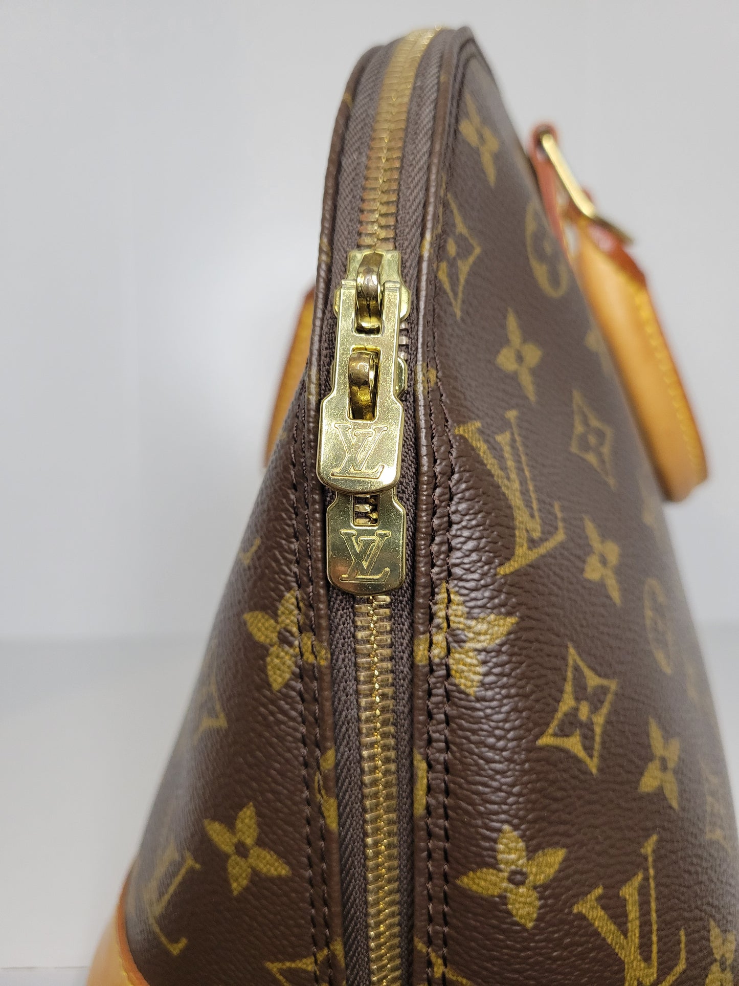 Louis Vuitton Monogram Alma PM VI1917