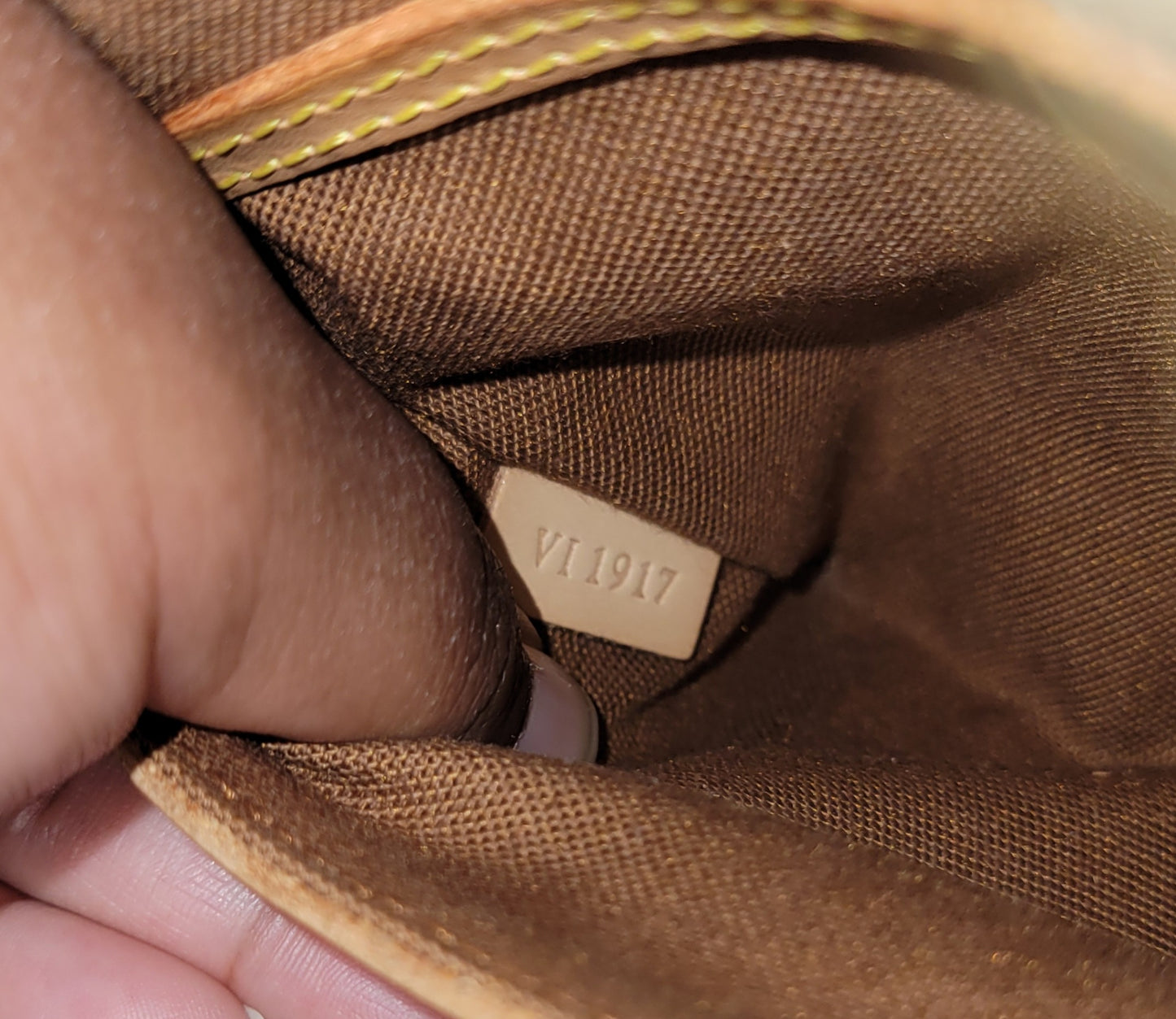 Louis Vuitton Monogram Alma PM VI1917