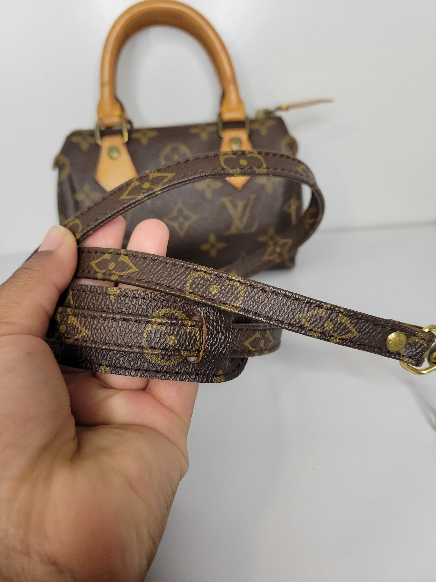 (Reserved) Louis Vuitton Mini Speedy HL with LV Strap TH0991