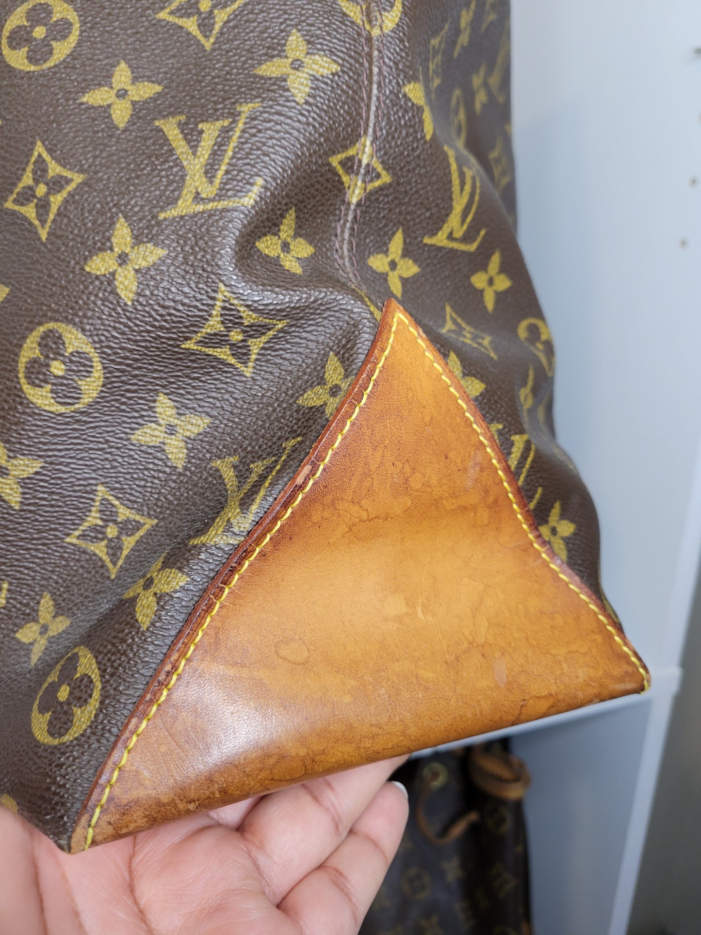 Louis Vuitton Monogram Cabas Alto AR0050