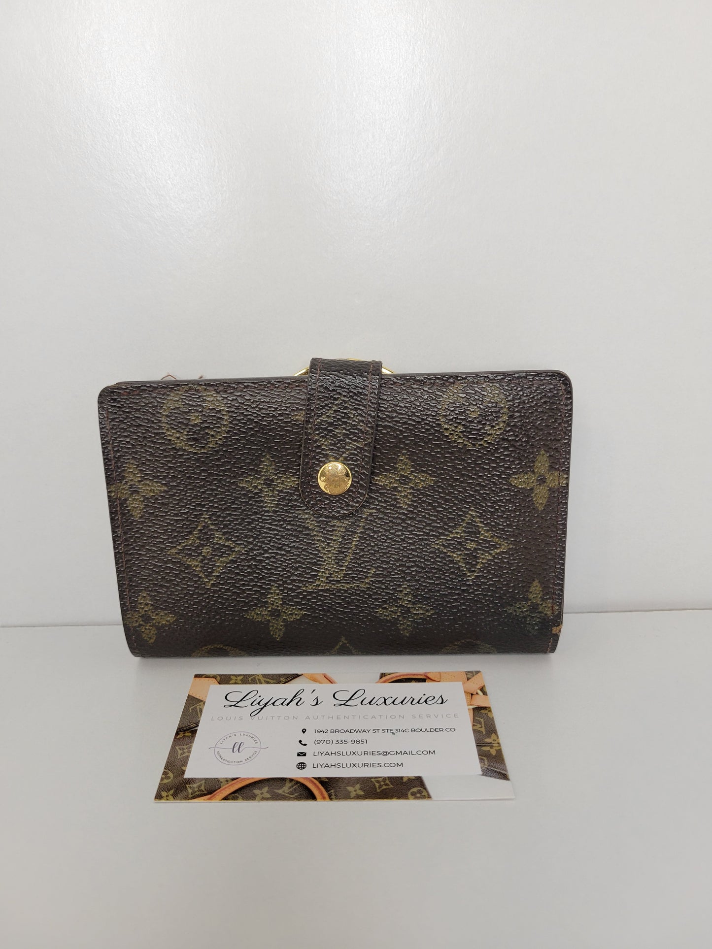 Louis Vuitton French Kisslock Wallet MI1001