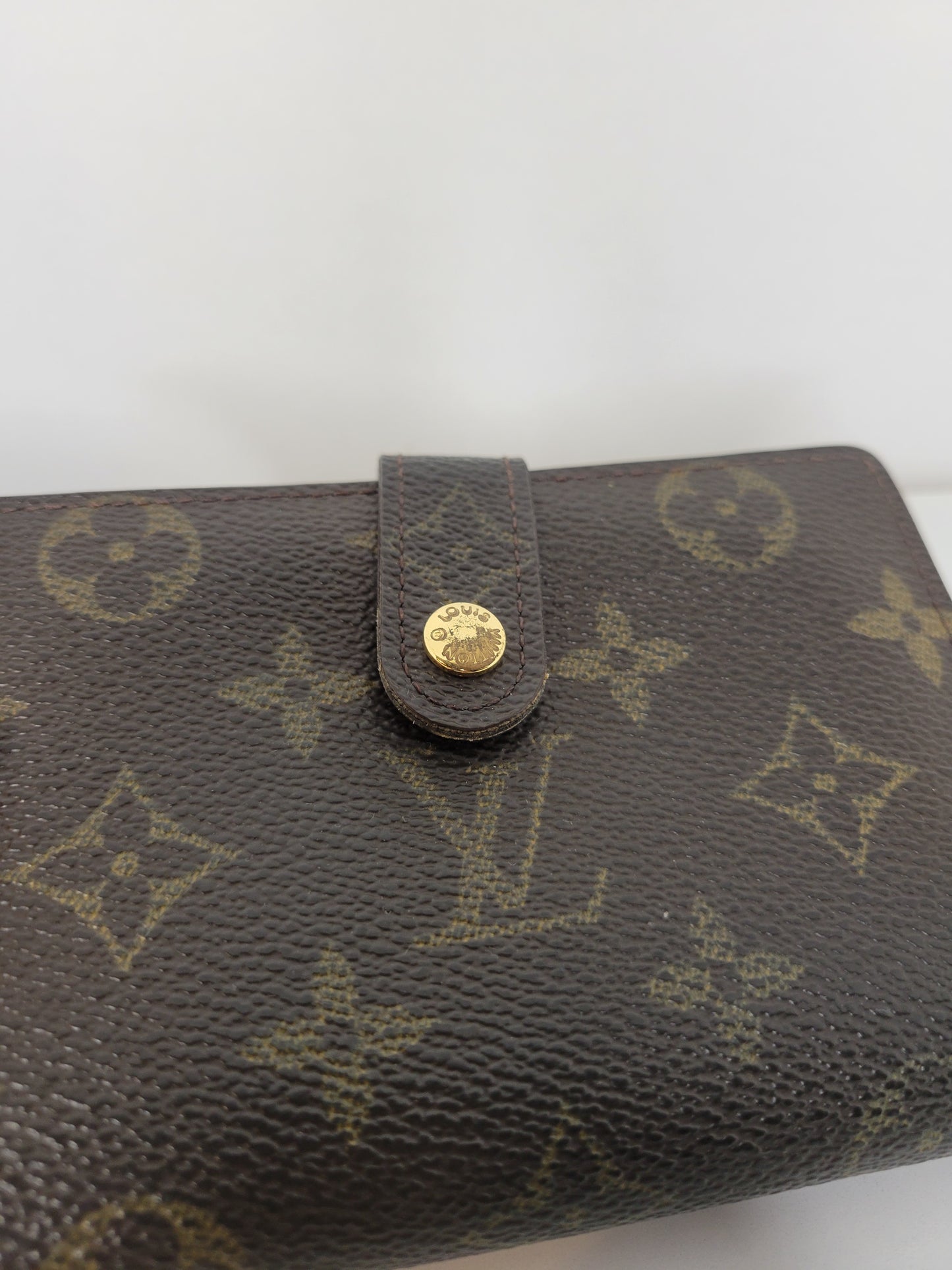 Louis Vuitton French Kisslock Wallet MI1001