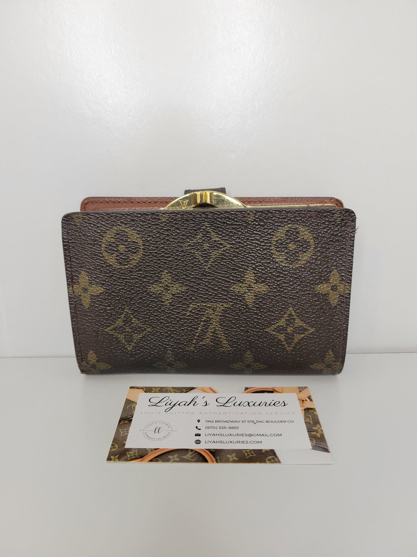 Louis Vuitton French Kisslock Wallet MI1001