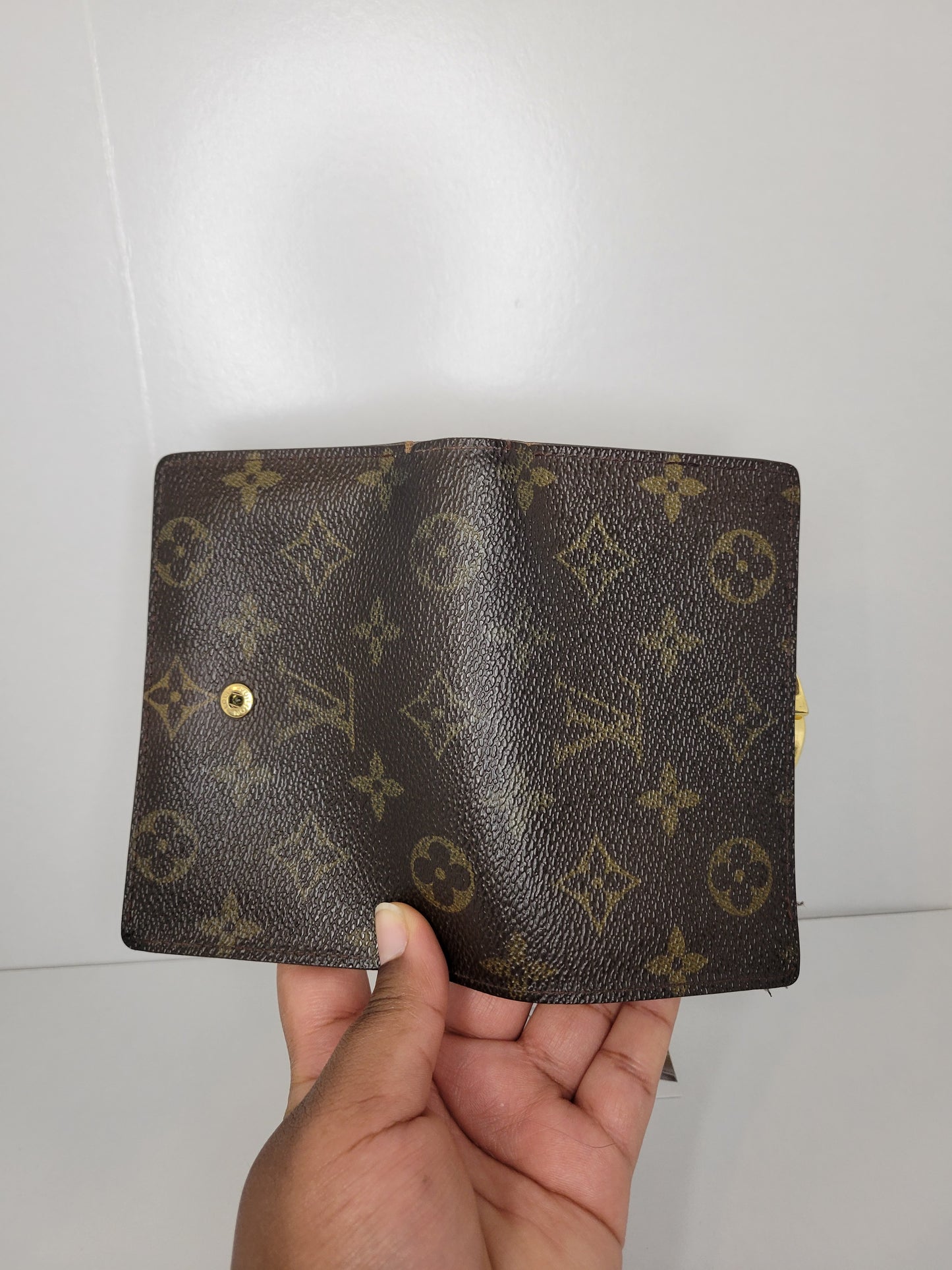 Louis Vuitton French Kisslock Wallet MI1001