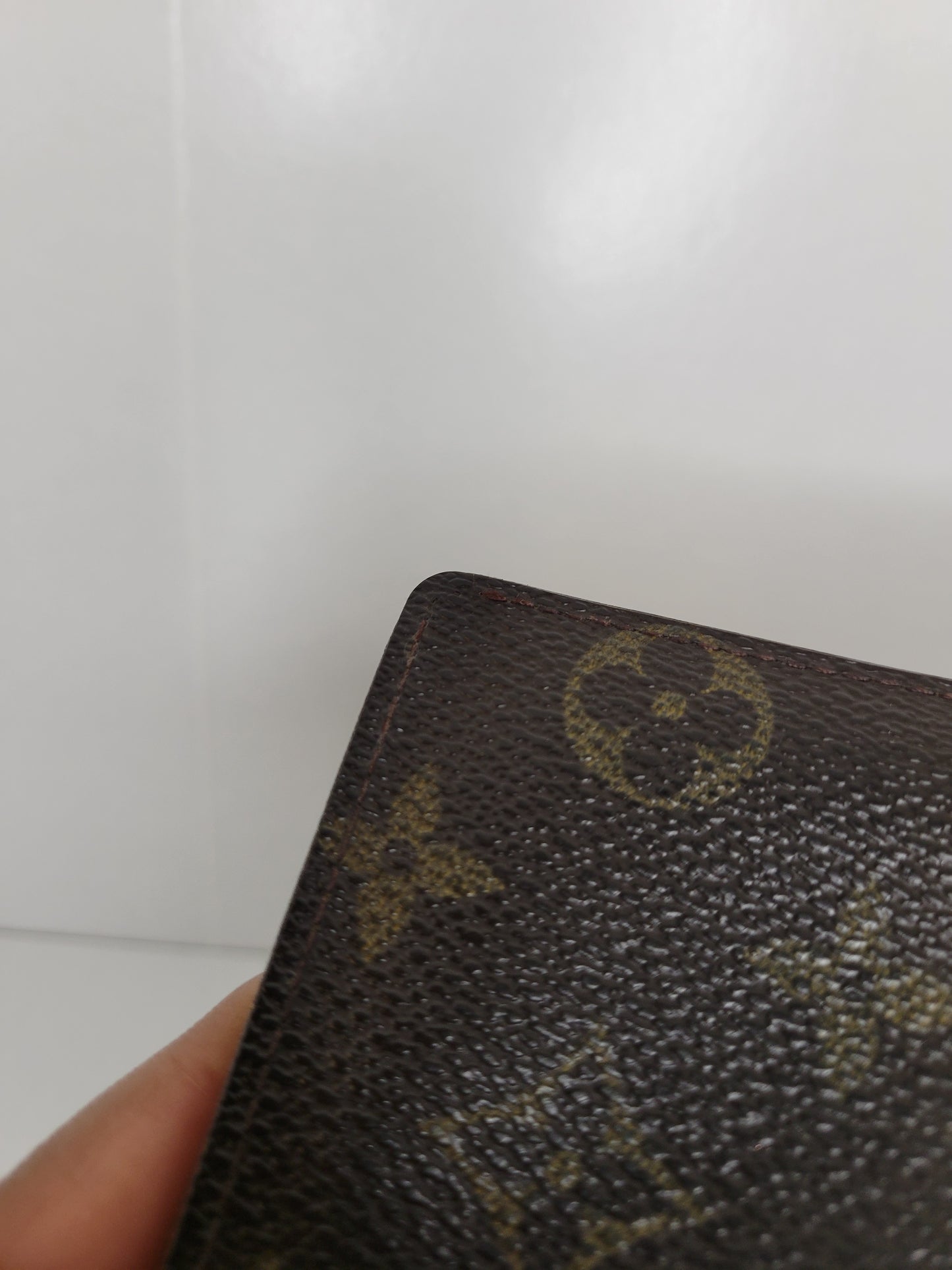 Louis Vuitton French Kisslock Wallet MI1001