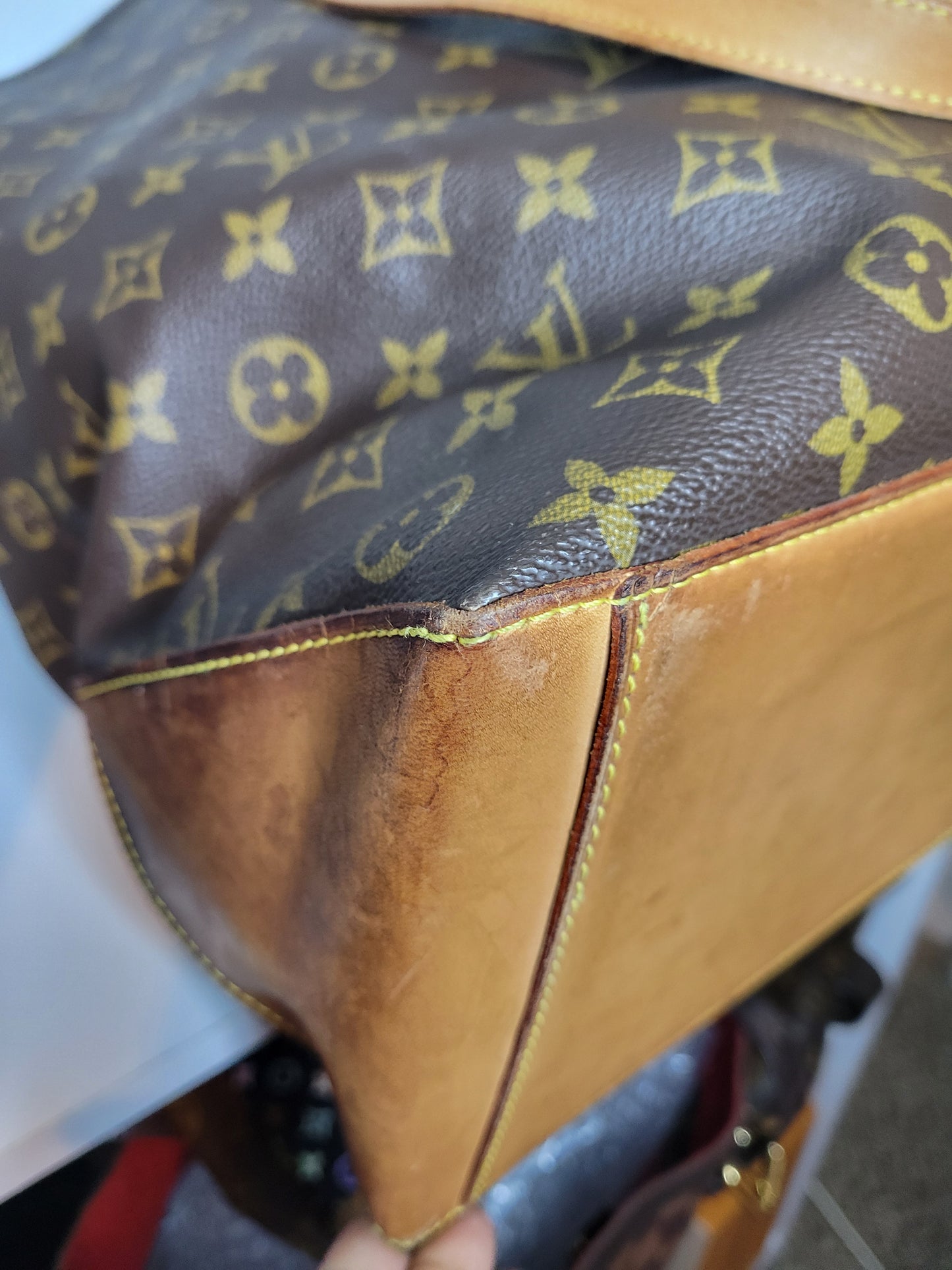 Louis Vuitton Monogram Cabas Alto AR0050