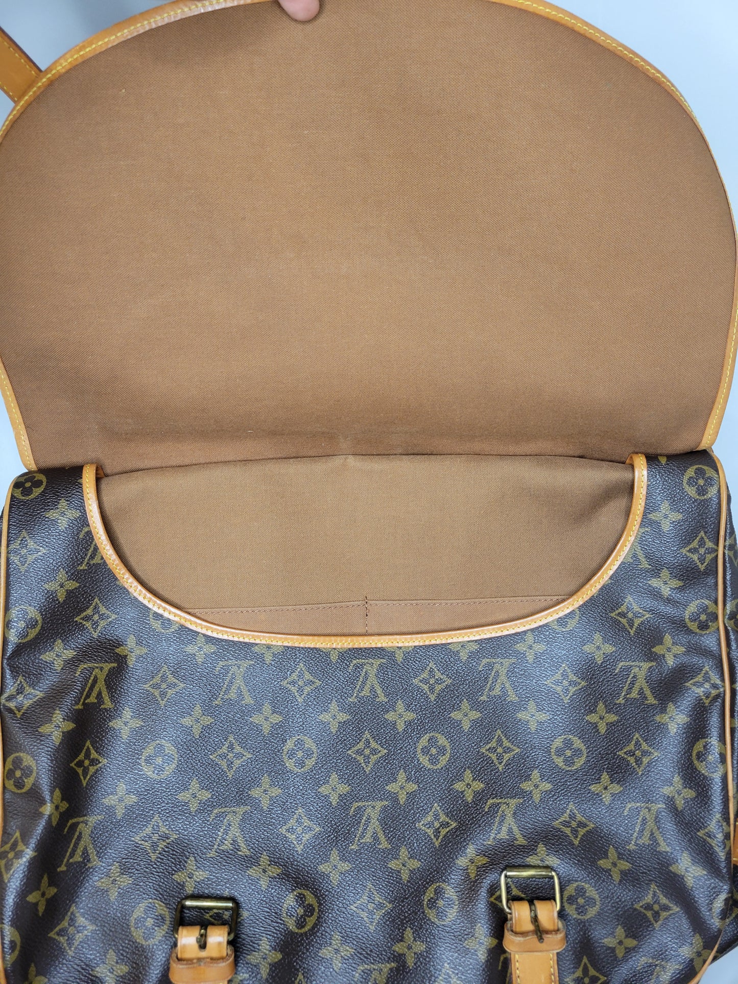 Louis Vuitton Monogram Saumur 43 884 VI