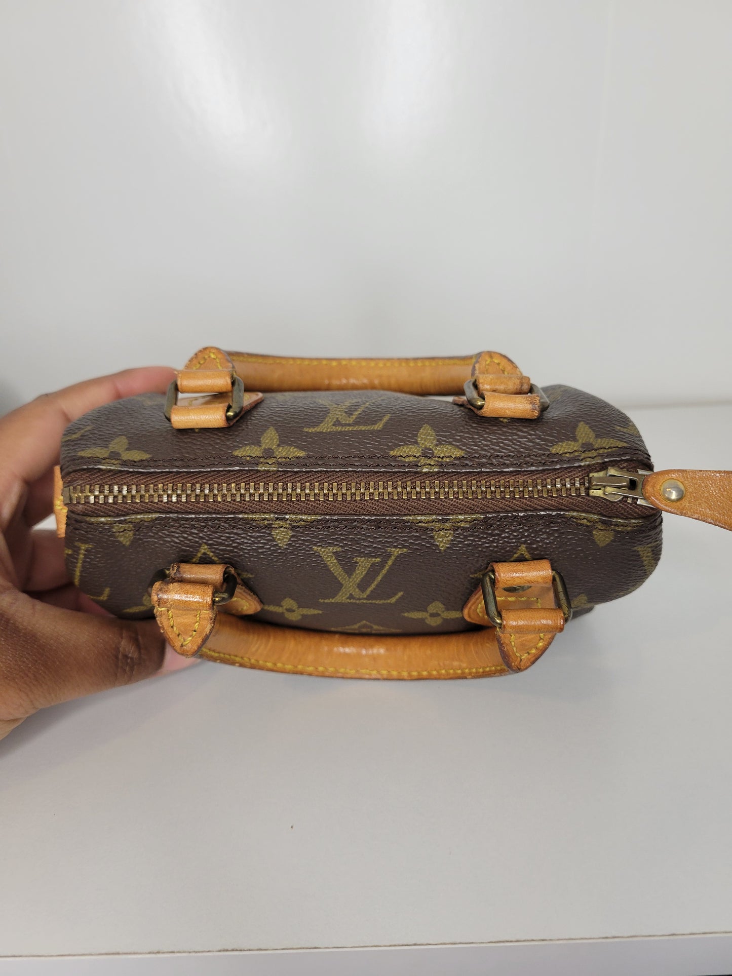 Louis Vuitton Mini Speedy Monogram w/ Strap