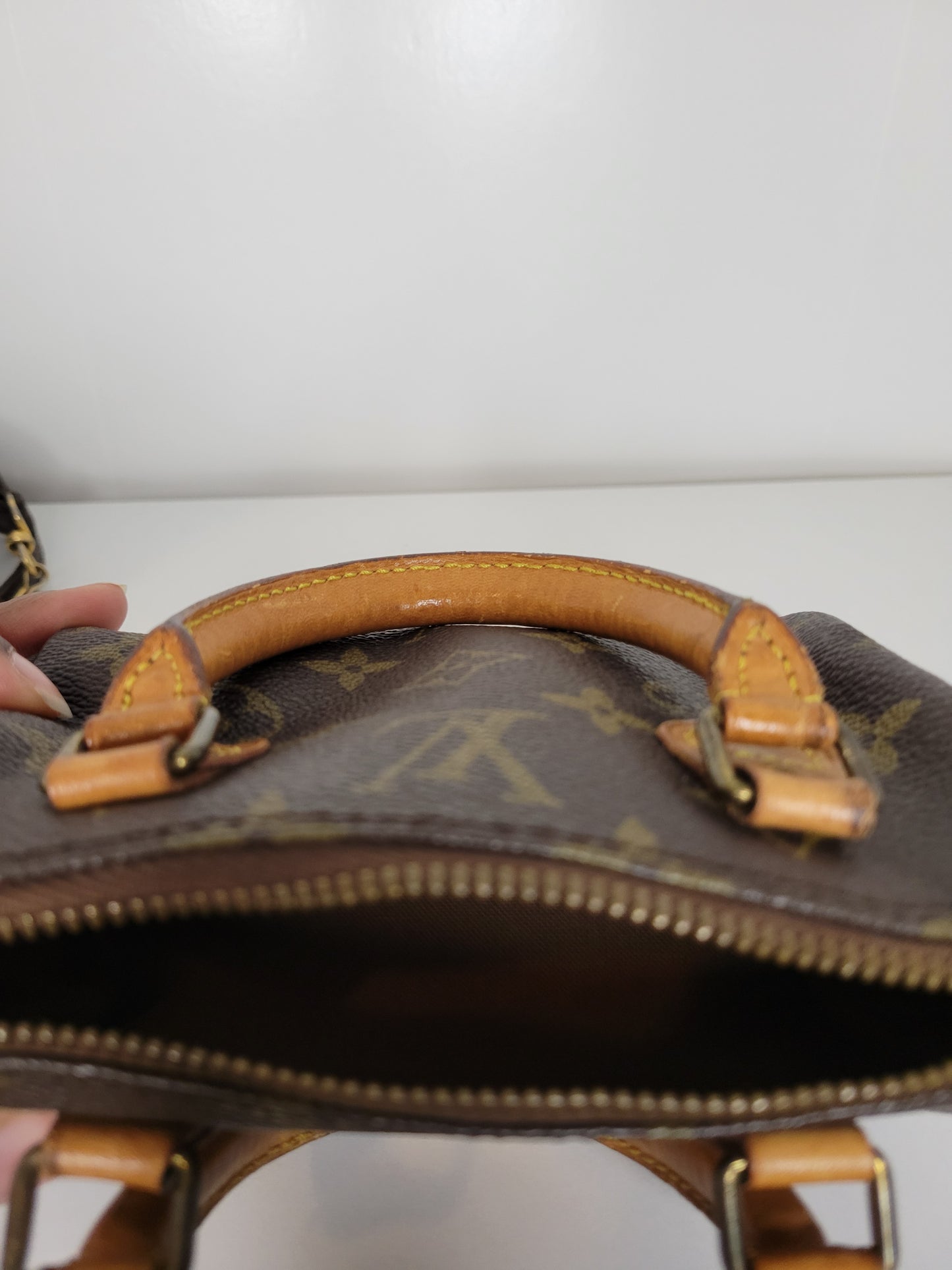 Louis Vuitton Mini Speedy Monogram w/ Strap