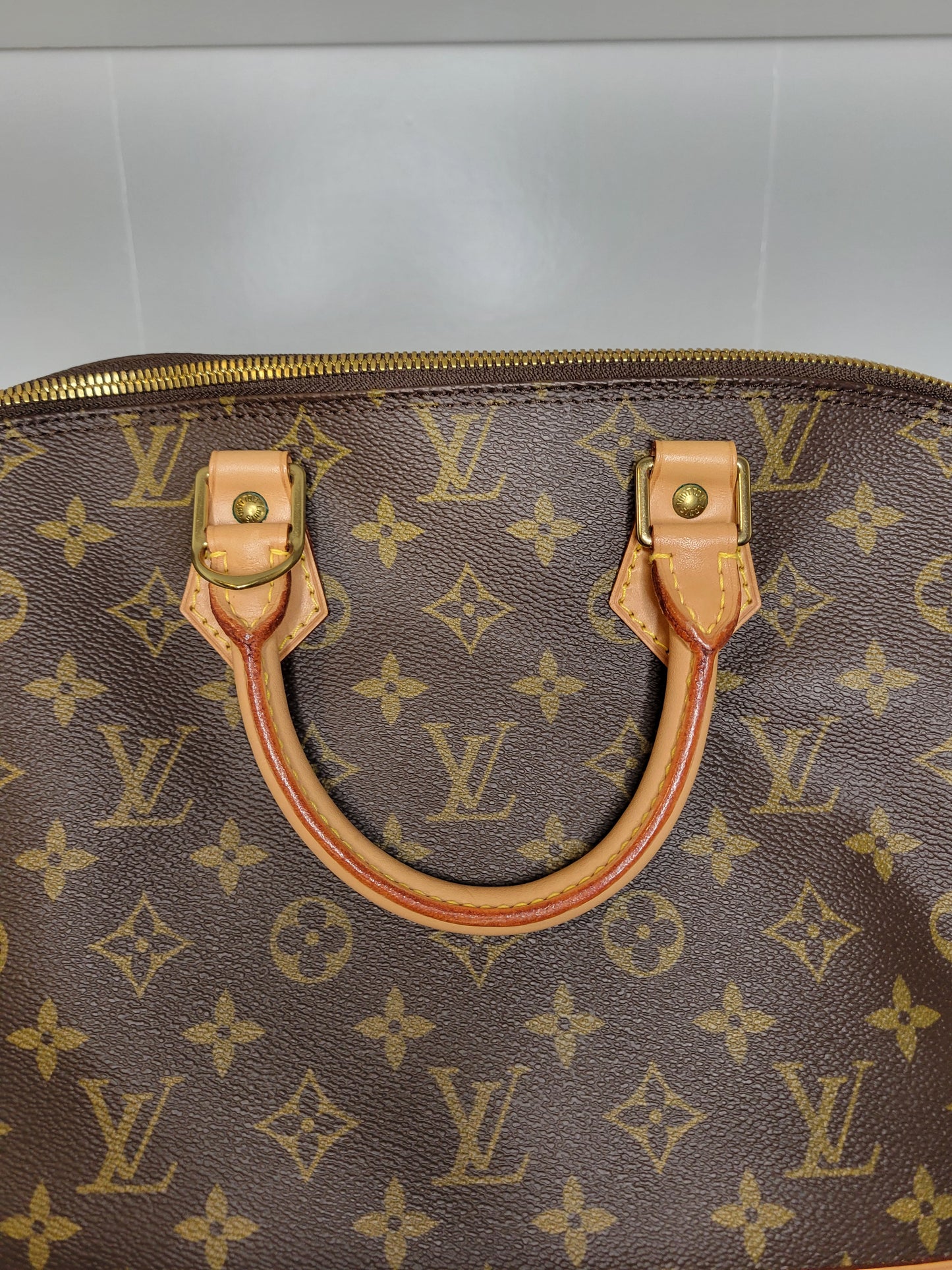 Louis Vuitton Monogram Alma Handbag VI0996