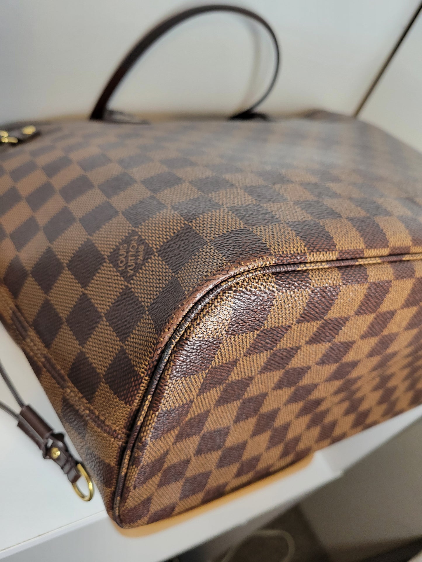 Louis Vuitton Damier Ebene Neverfull MM and Pochette AR2126