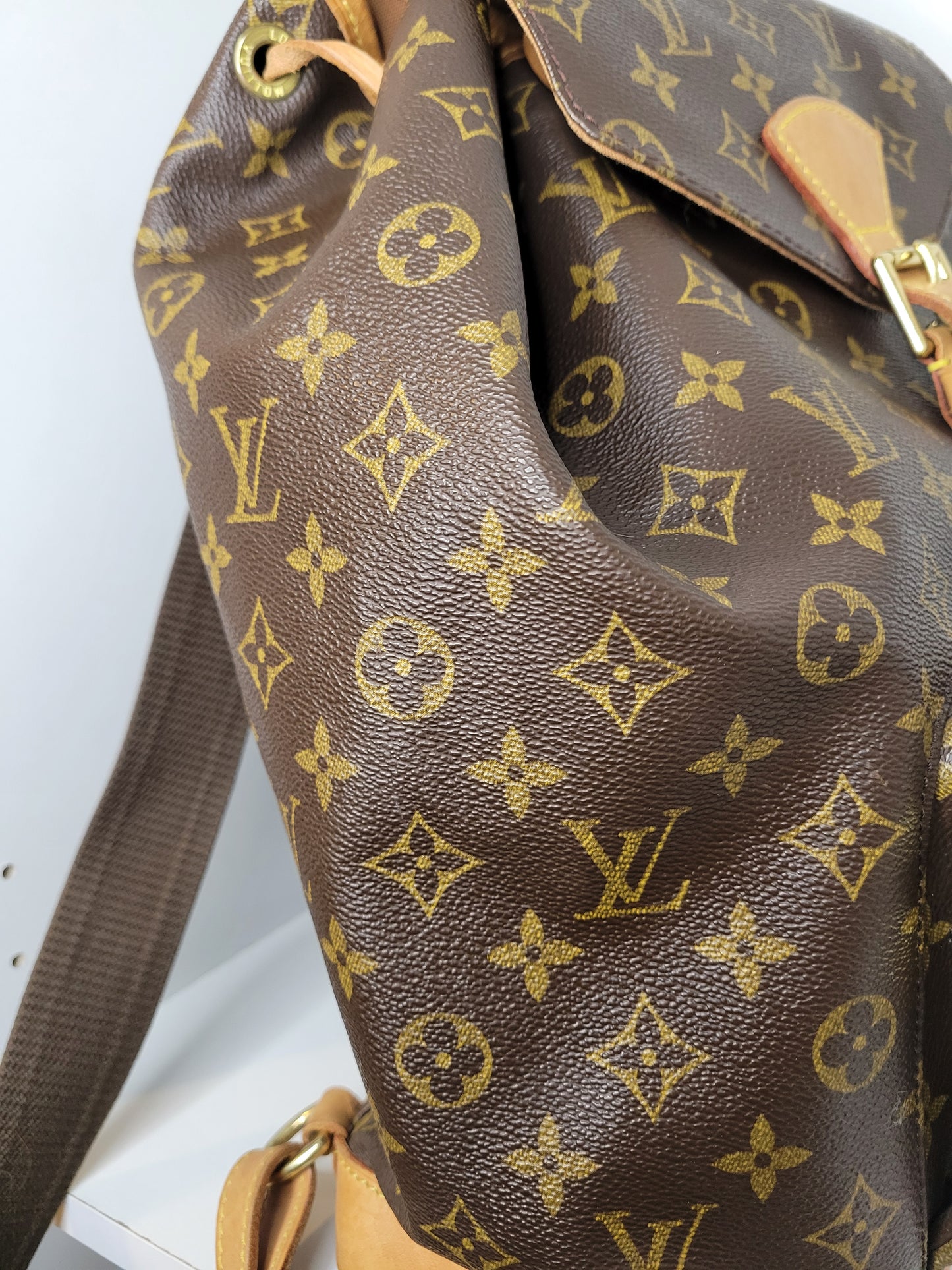 Louis Vuitton Monogram Montsouris GM Backpack SP0033