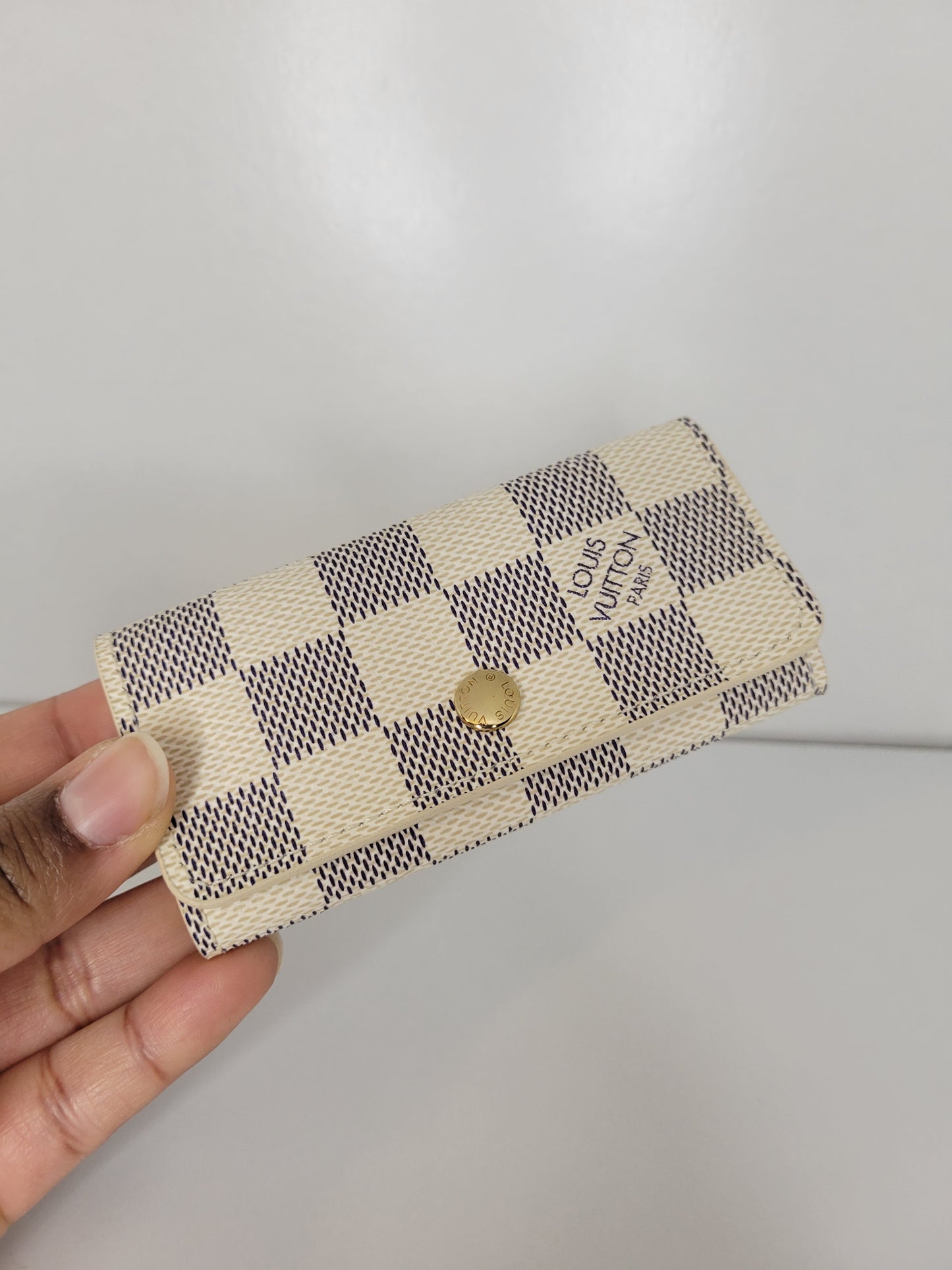 Louis Vuitton Damier Azur 4 Key Holder CT5007