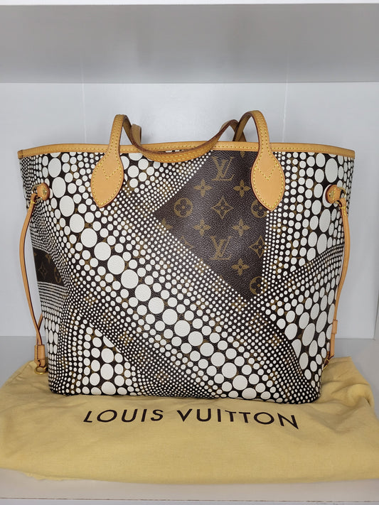 Louis Vuitton White Pumpkin Dot Wave Kusama Neverfull MM GI2182