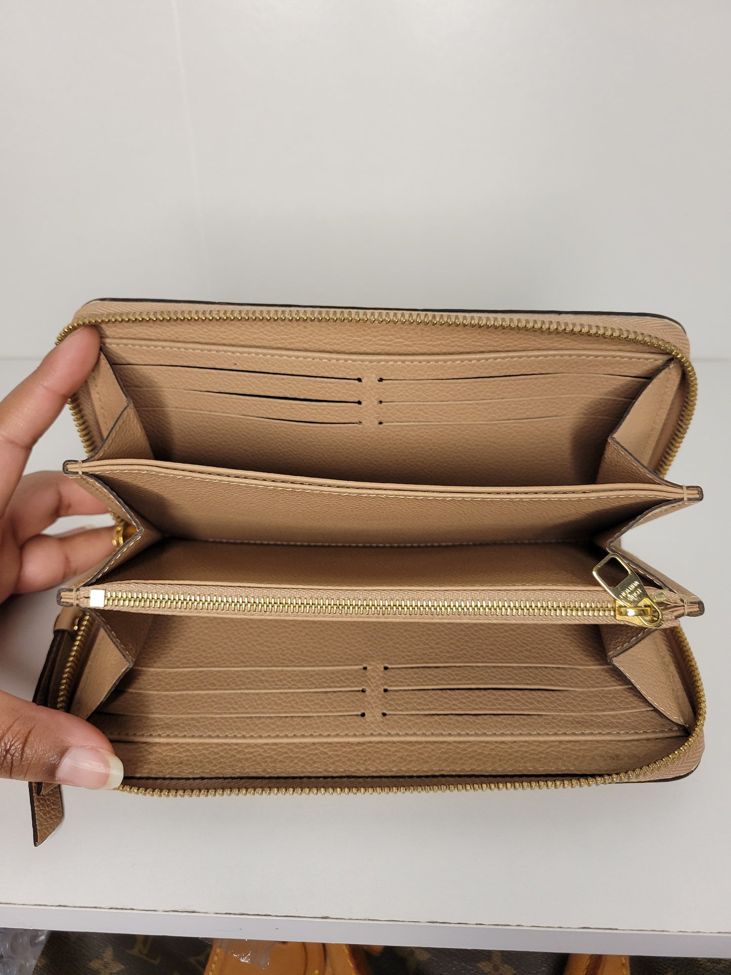 Louis Vuitton Empreinte Beige Zippy Wallet SP5107