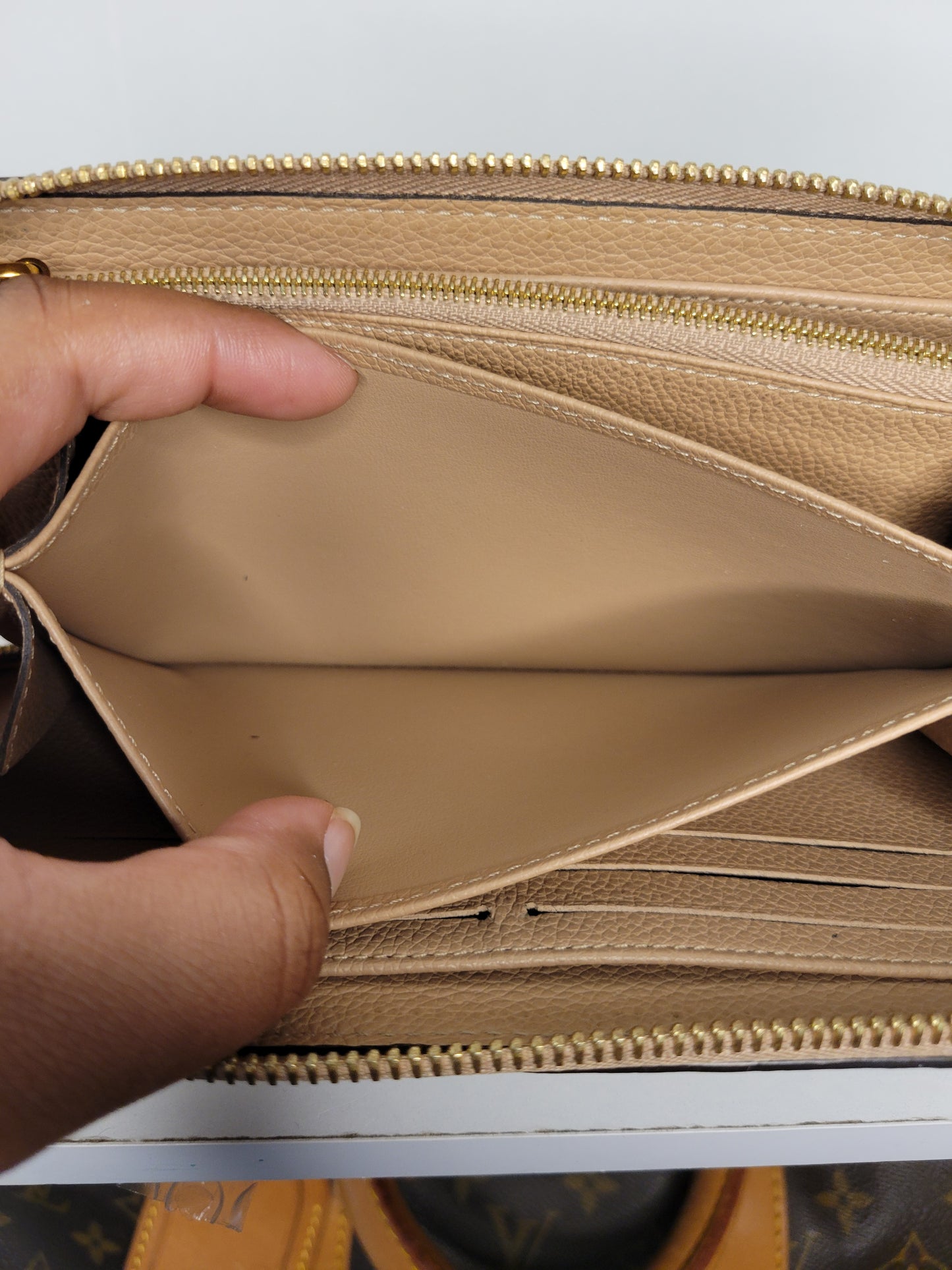 Louis Vuitton Empreinte Beige Zippy Wallet SP5107