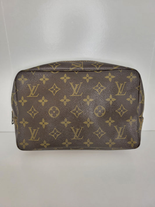 Louis Vuitton Trousse 23 Makeup Bag 832