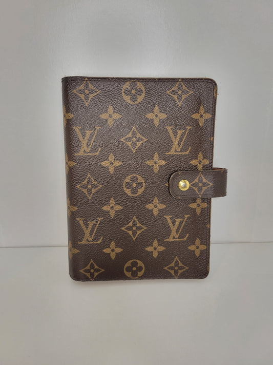 Louis Vuitton Agenda MM / Medium Ring Agenda Cover RA0117