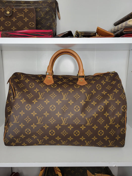 Louis Vuitton Monogram Speedy 40 MB8909
