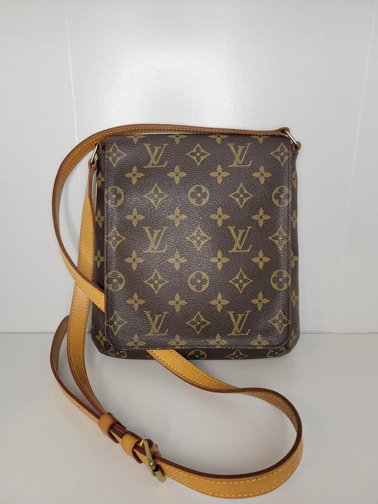 Louis Vuitton Musette Salsa AS1012