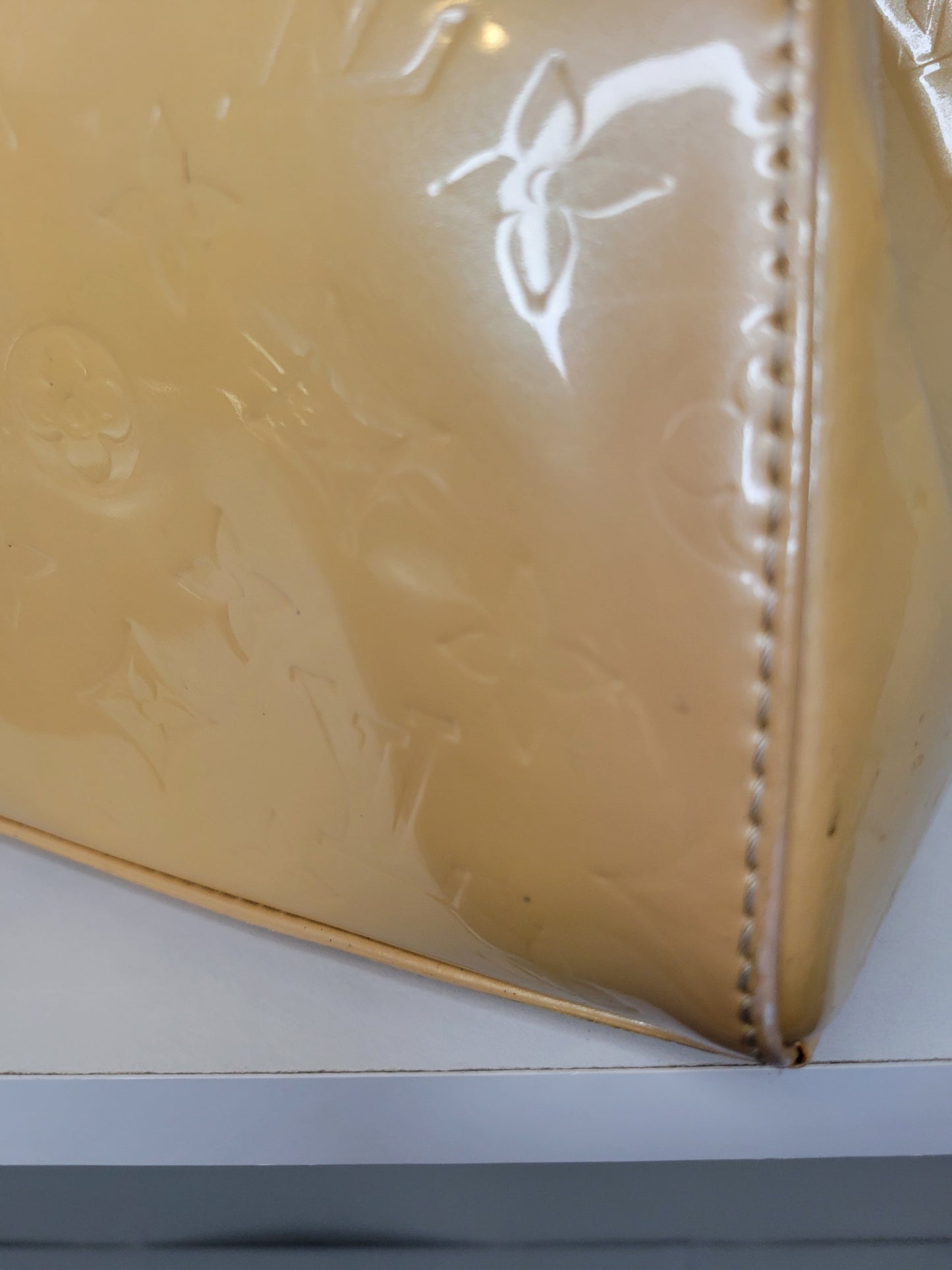 Louis Vuitton Rose Florentine / Beige Brea MM AA1170