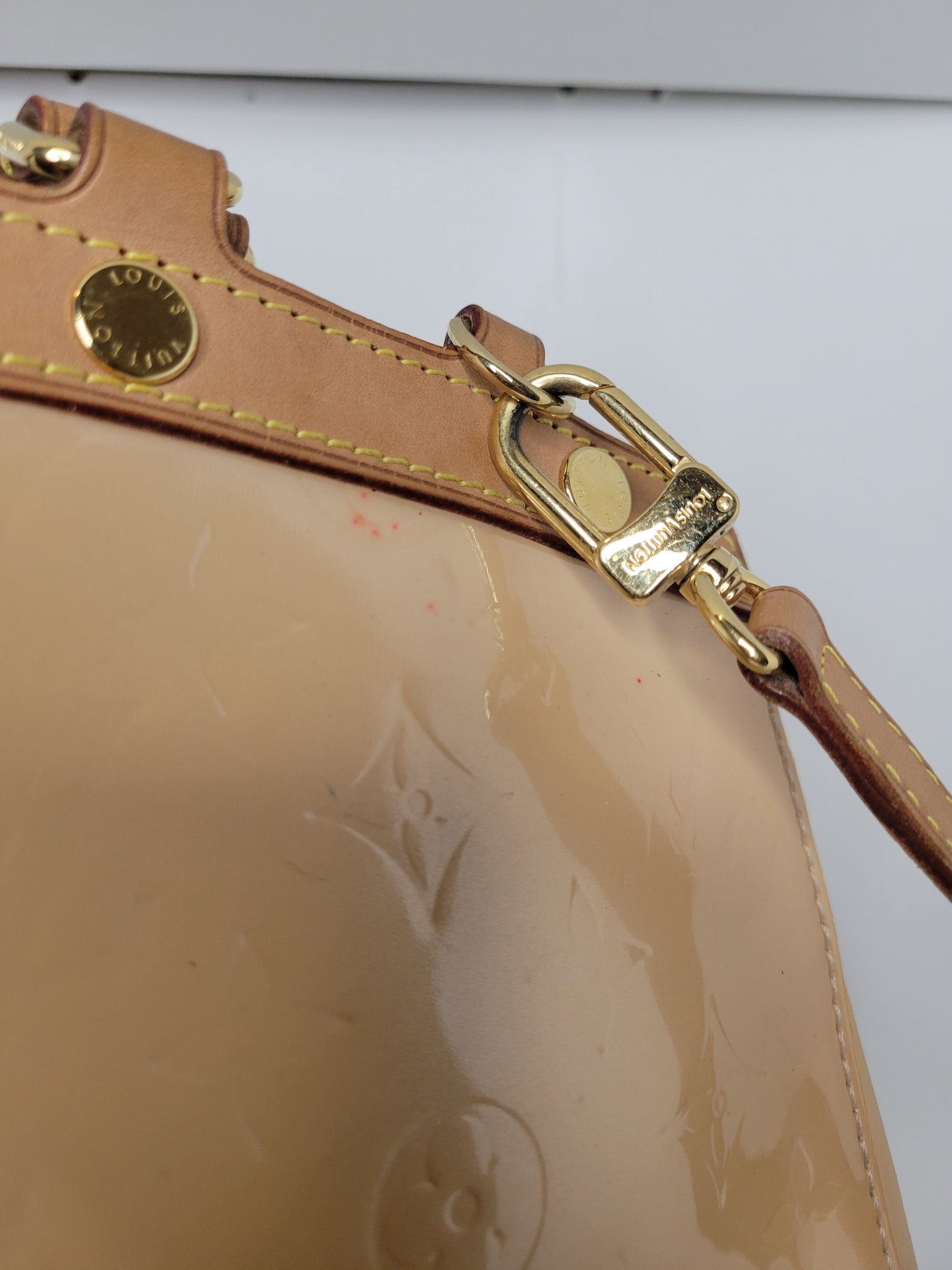 Louis Vuitton Rose Florentine / Beige Brea MM AA1170