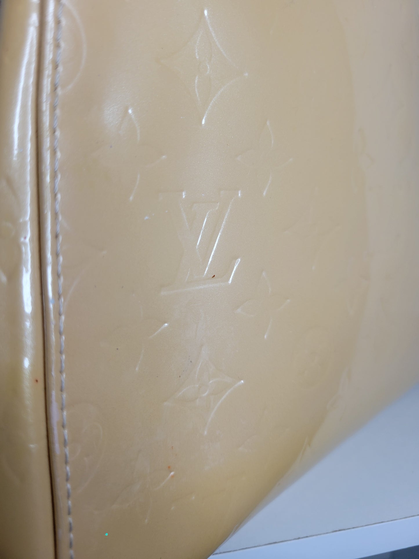 Louis Vuitton Rose Florentine / Beige Brea MM AA1170