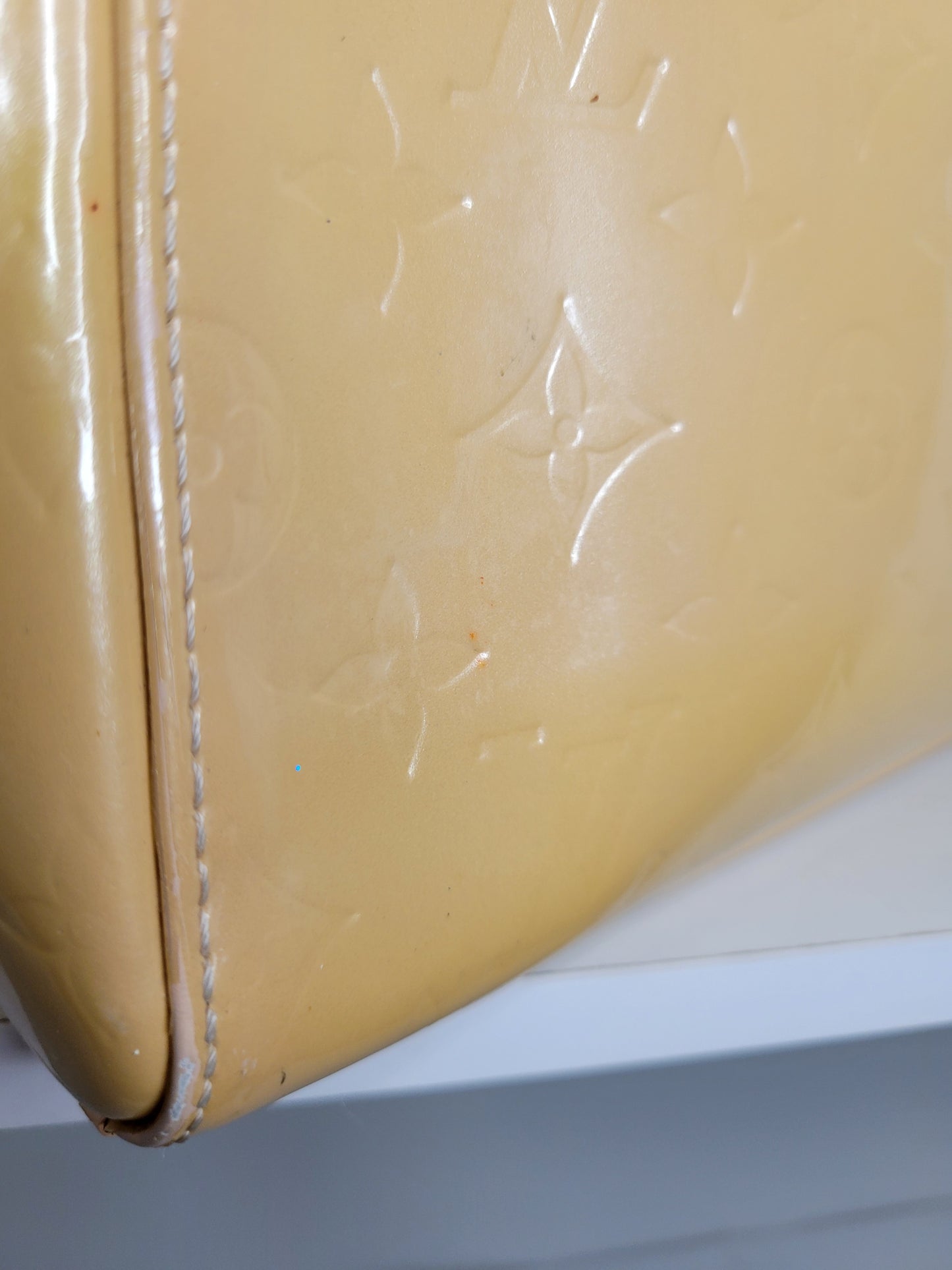 Louis Vuitton Rose Florentine / Beige Brea MM AA1170