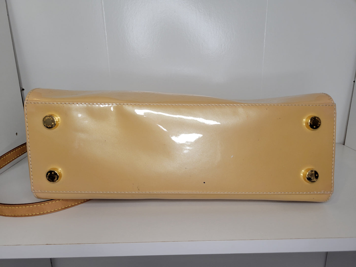 Louis Vuitton Rose Florentine / Beige Brea MM AA1170